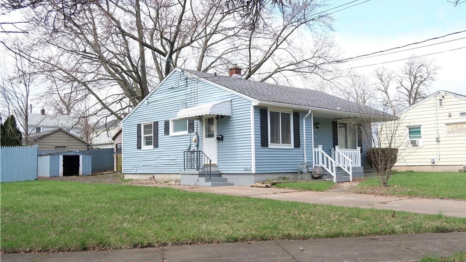Property at 3750 Deveaux Street, Niagara Falls, NY 14305 3