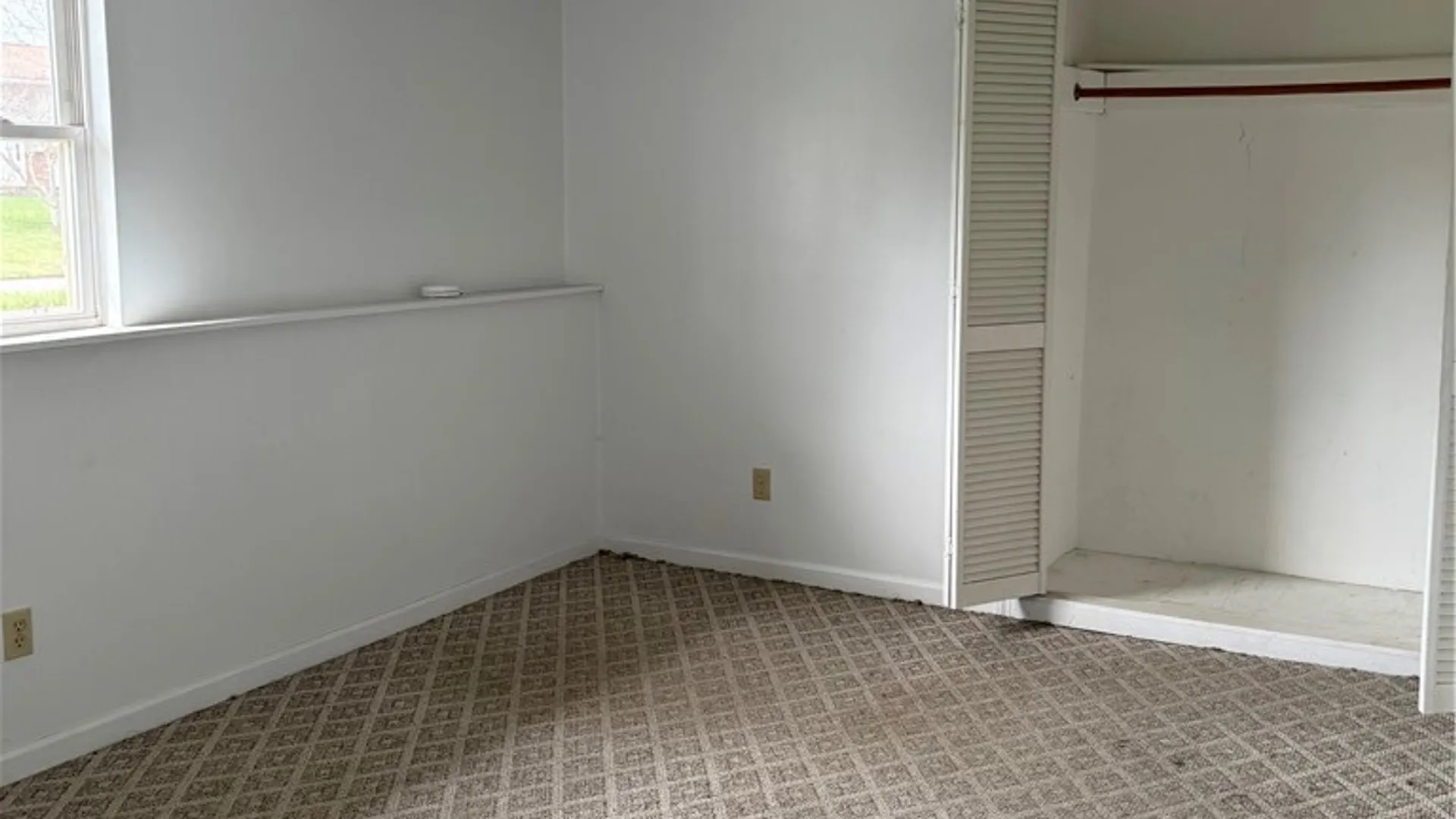 Property at 38 Kathy Drive, Henrietta, NY 14534 28