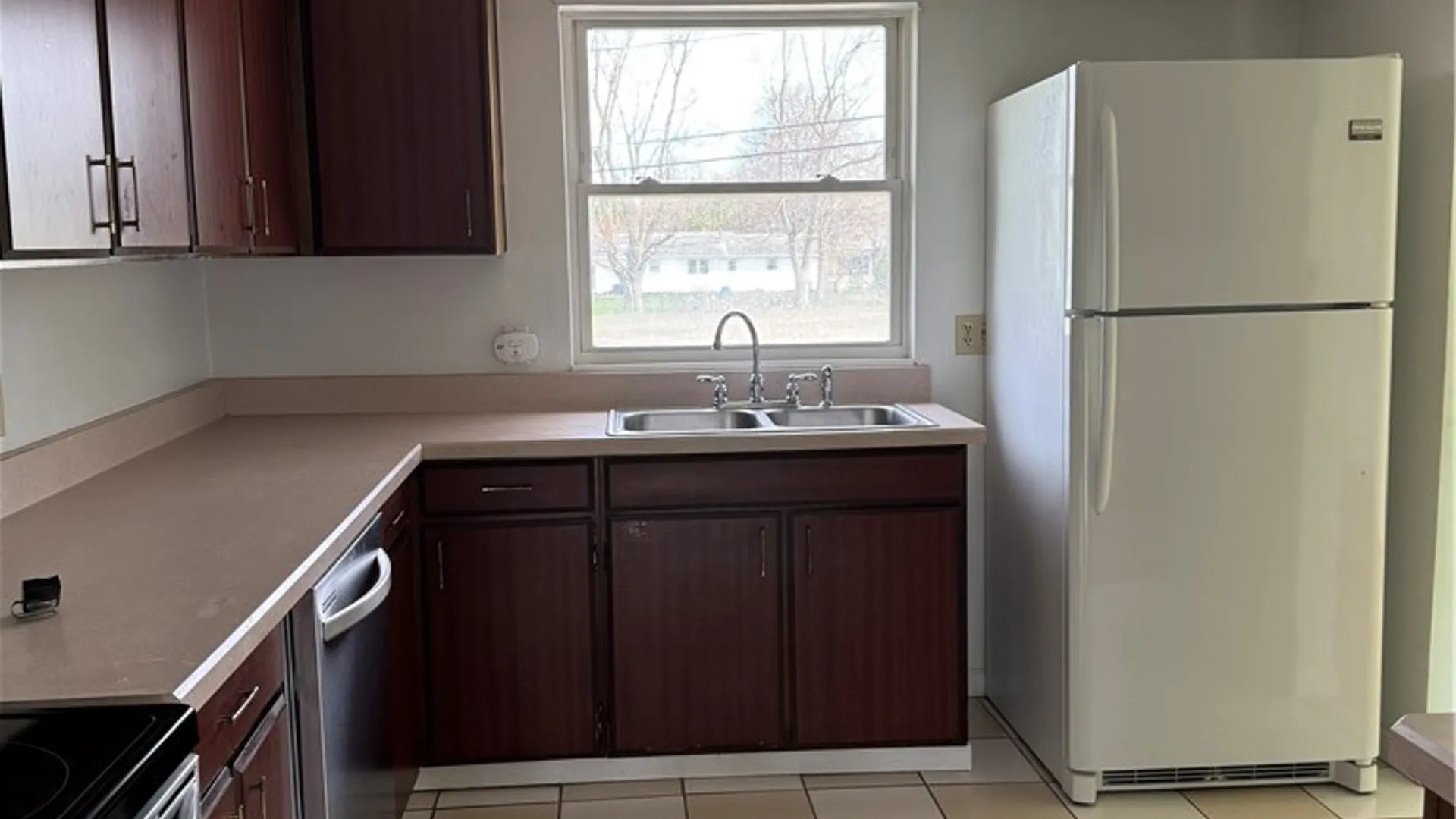 Property at 38 Kathy Drive, Henrietta, NY 14534 5