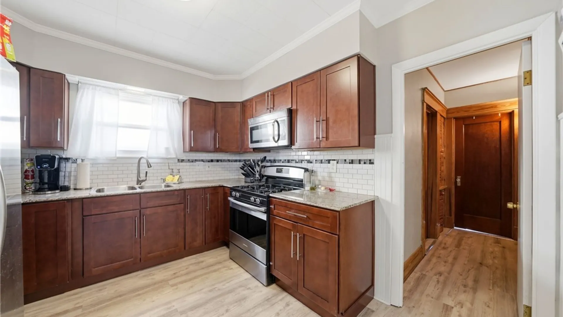 Property at 226 Tacoma Avenue, Buffalo, NY 14216 15