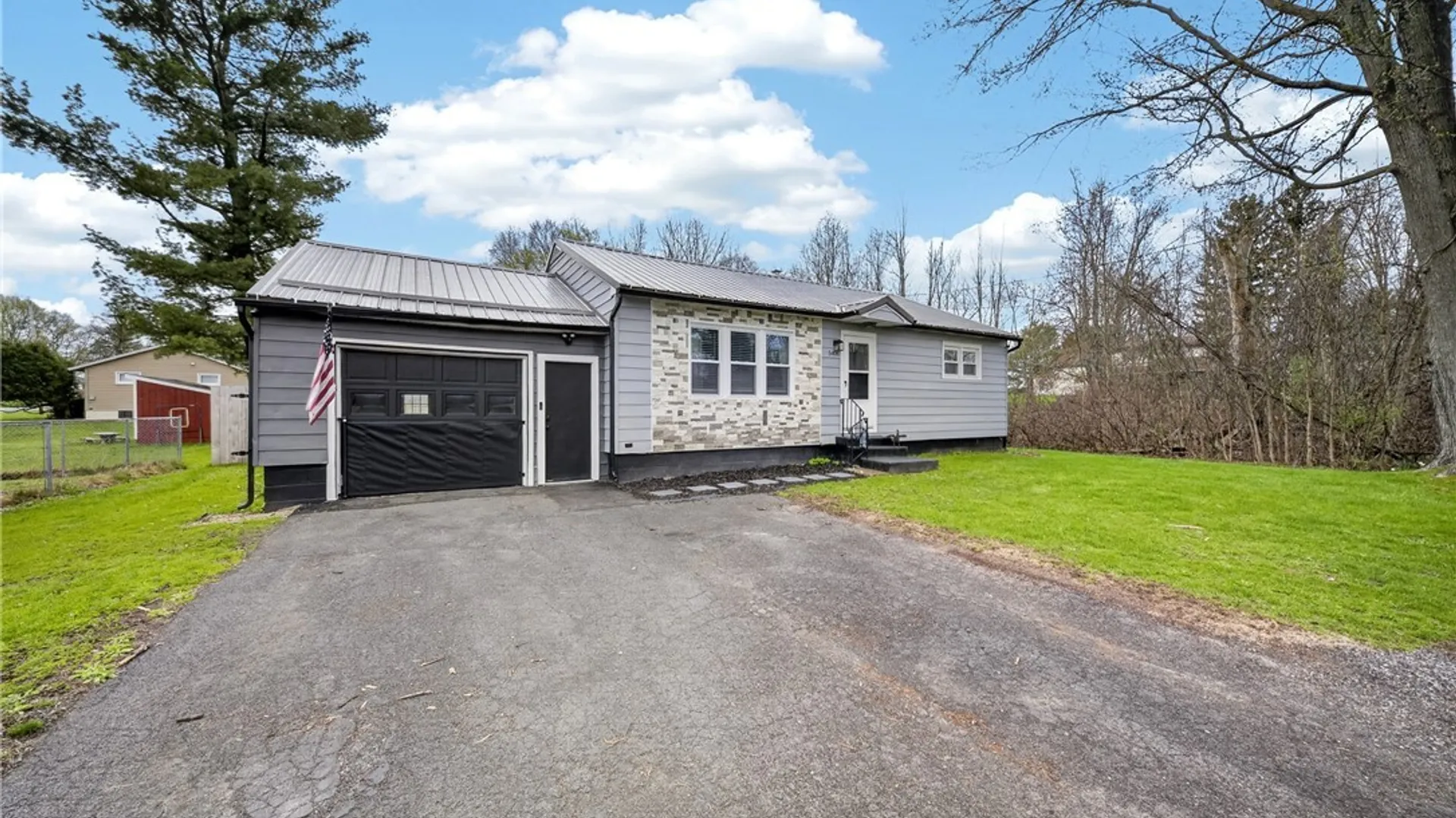 Property at 5408 Orangeport Rd, Cicero, NY 13029 2