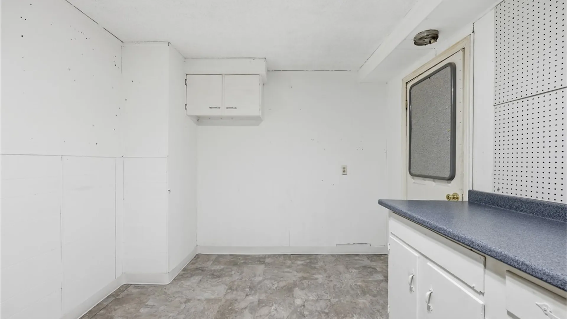 Property at 207 Huxley Drive, Amherst, NY 14226 18