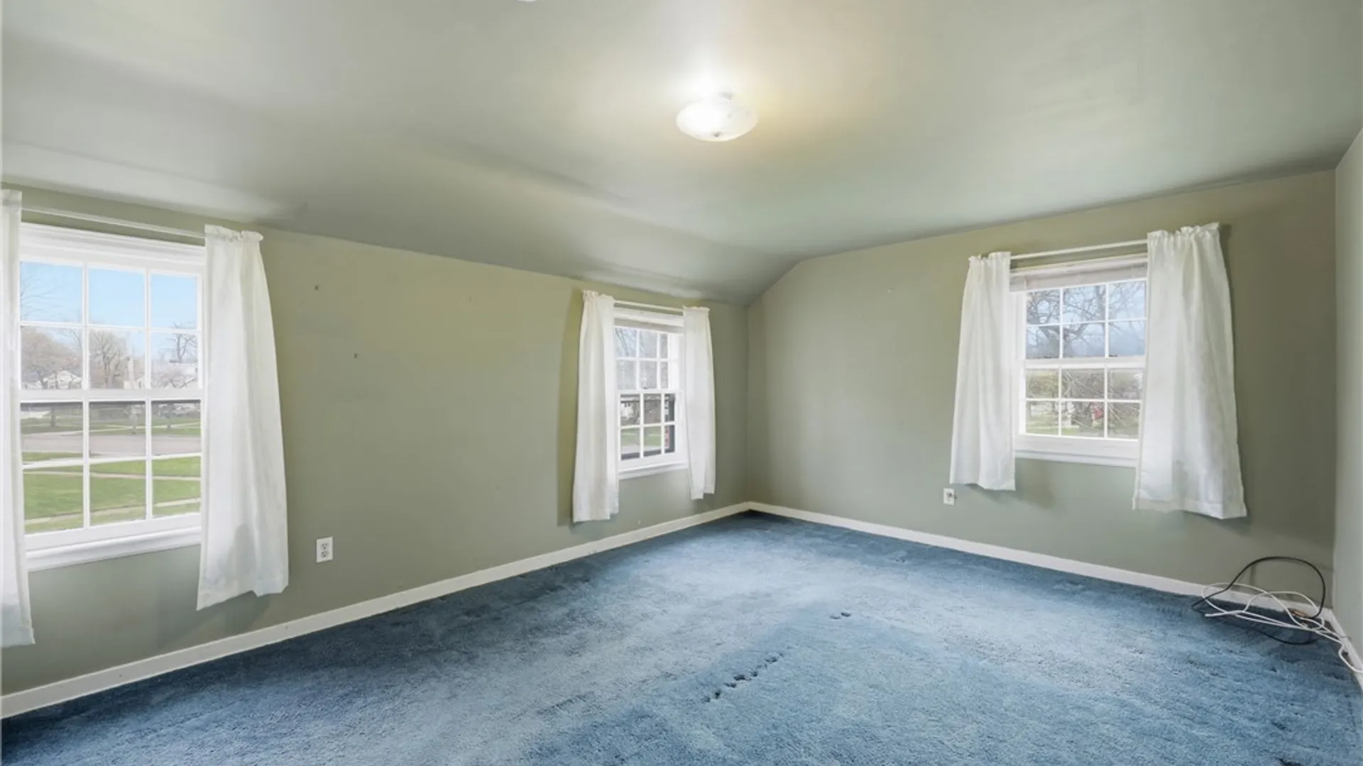 Property at 207 Huxley Drive, Amherst, NY 14226 23