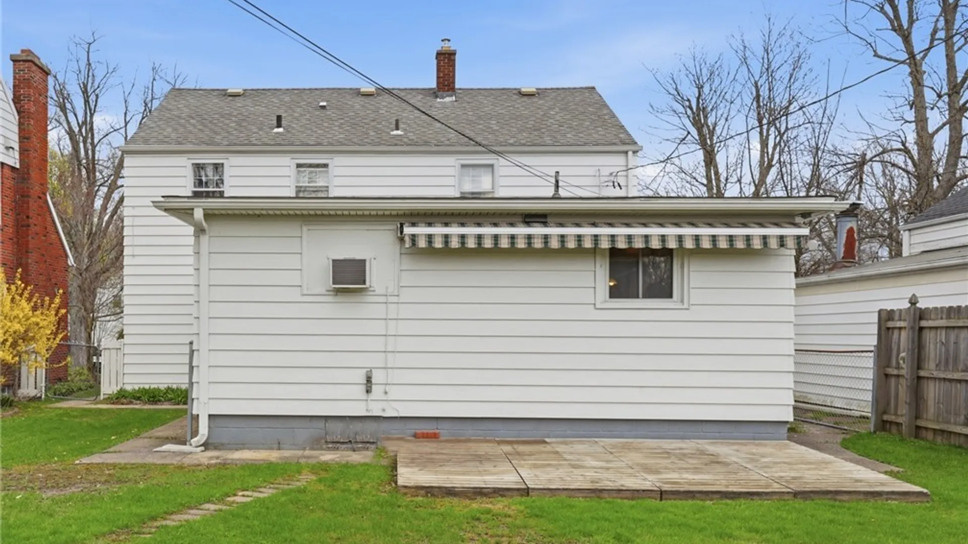Property at 207 Huxley Drive, Amherst, NY 14226 38