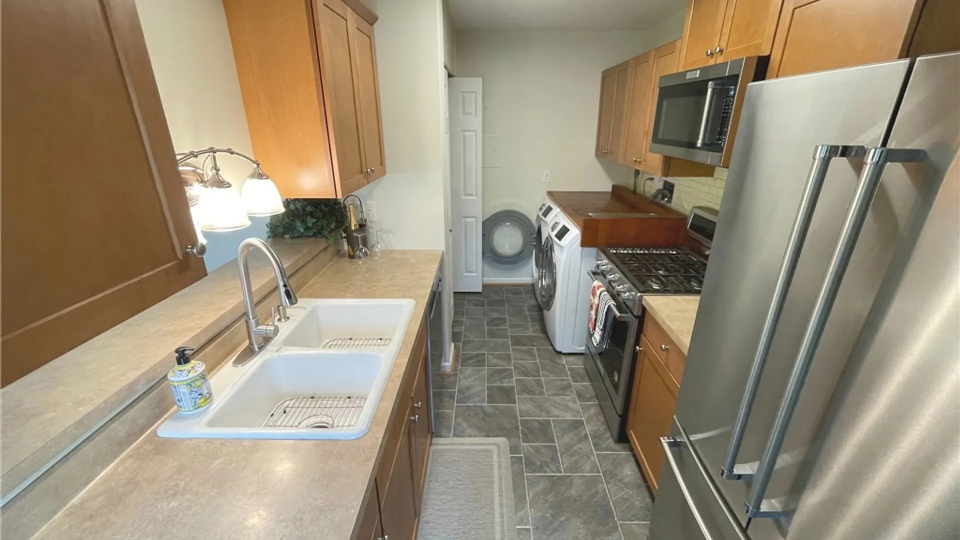 Property at 1 Swan Trail, Perinton, NY 14450 12