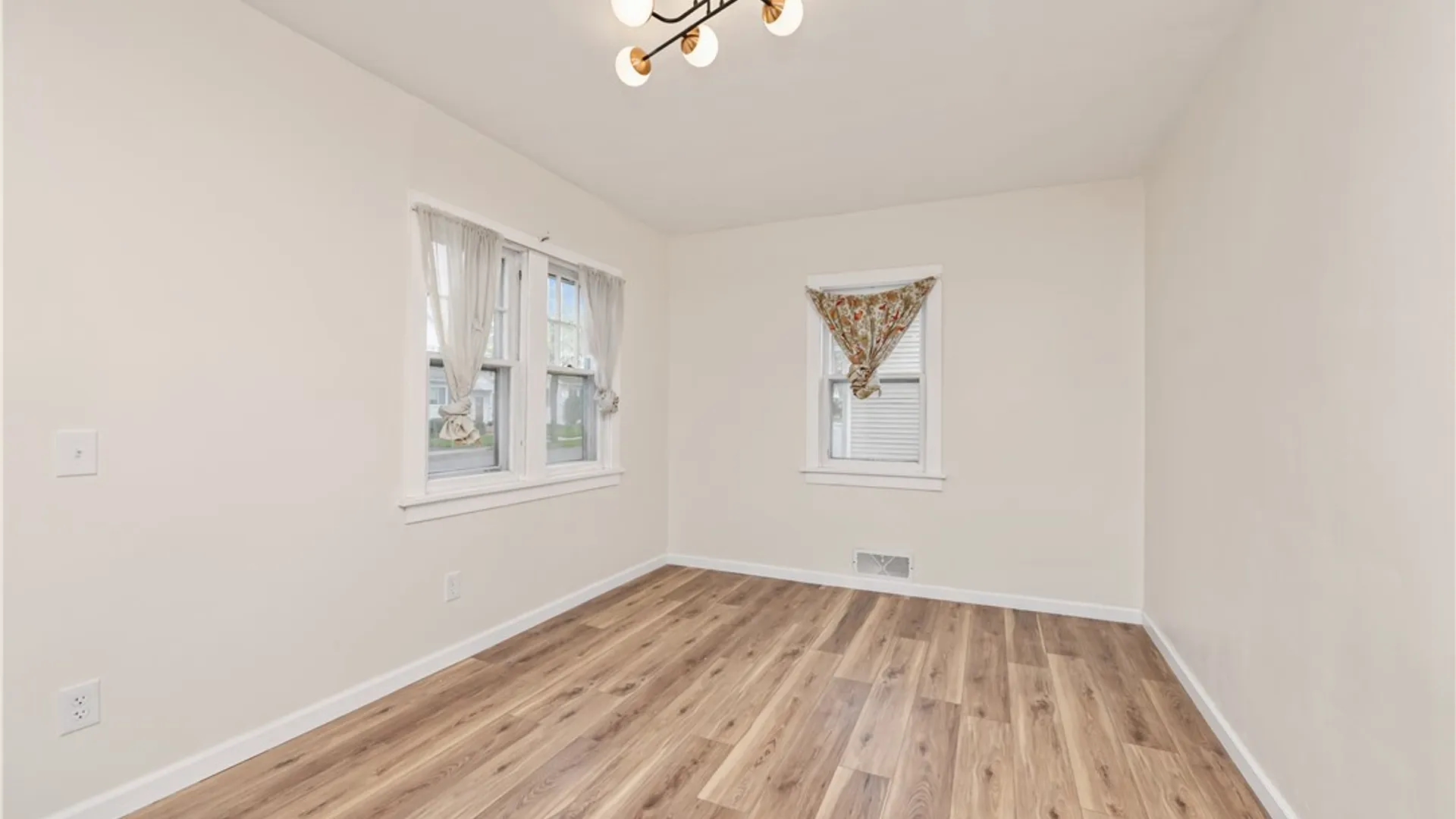 Property at 187 Walzer Road, Irondequoit, NY 14622 14