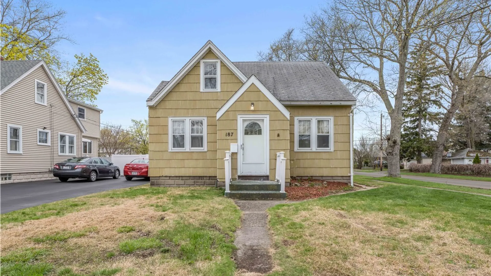 Property at 187 Walzer Road, Irondequoit, NY 14622 2