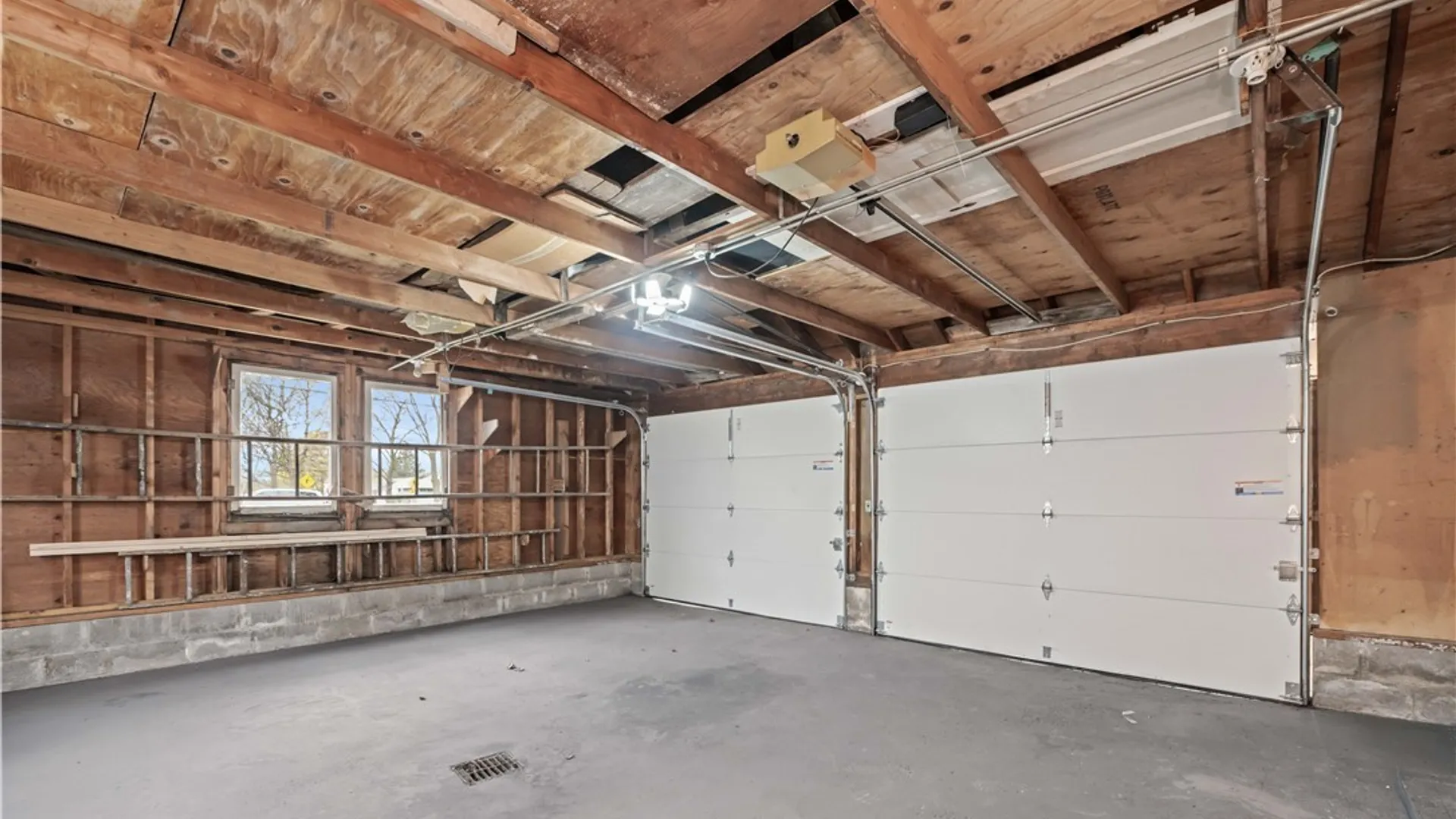 Property at 187 Walzer Road, Irondequoit, NY 14622 32