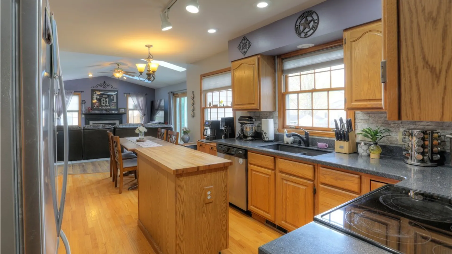 Property at 9469 Birch Tree Road, Cicero, NY 13029 4