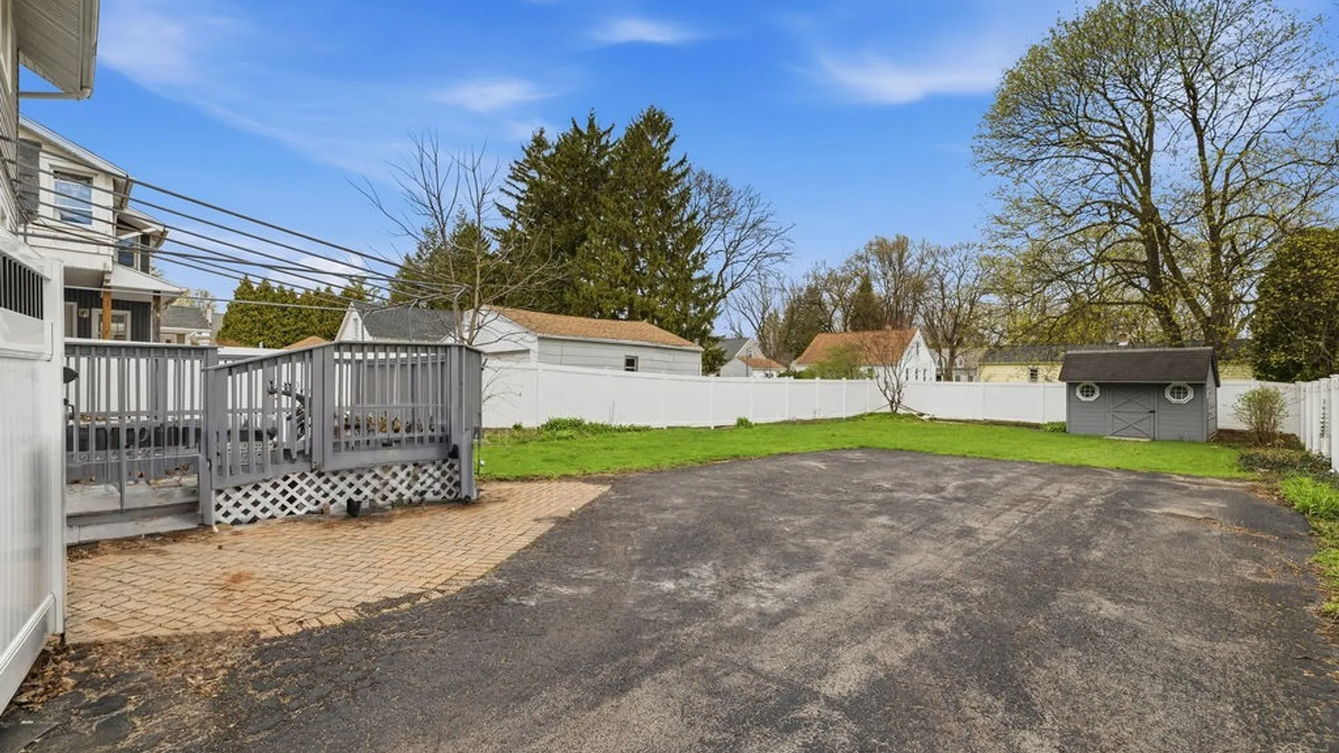 Property at 633 Locust Street, Lockport City, NY 14094 26