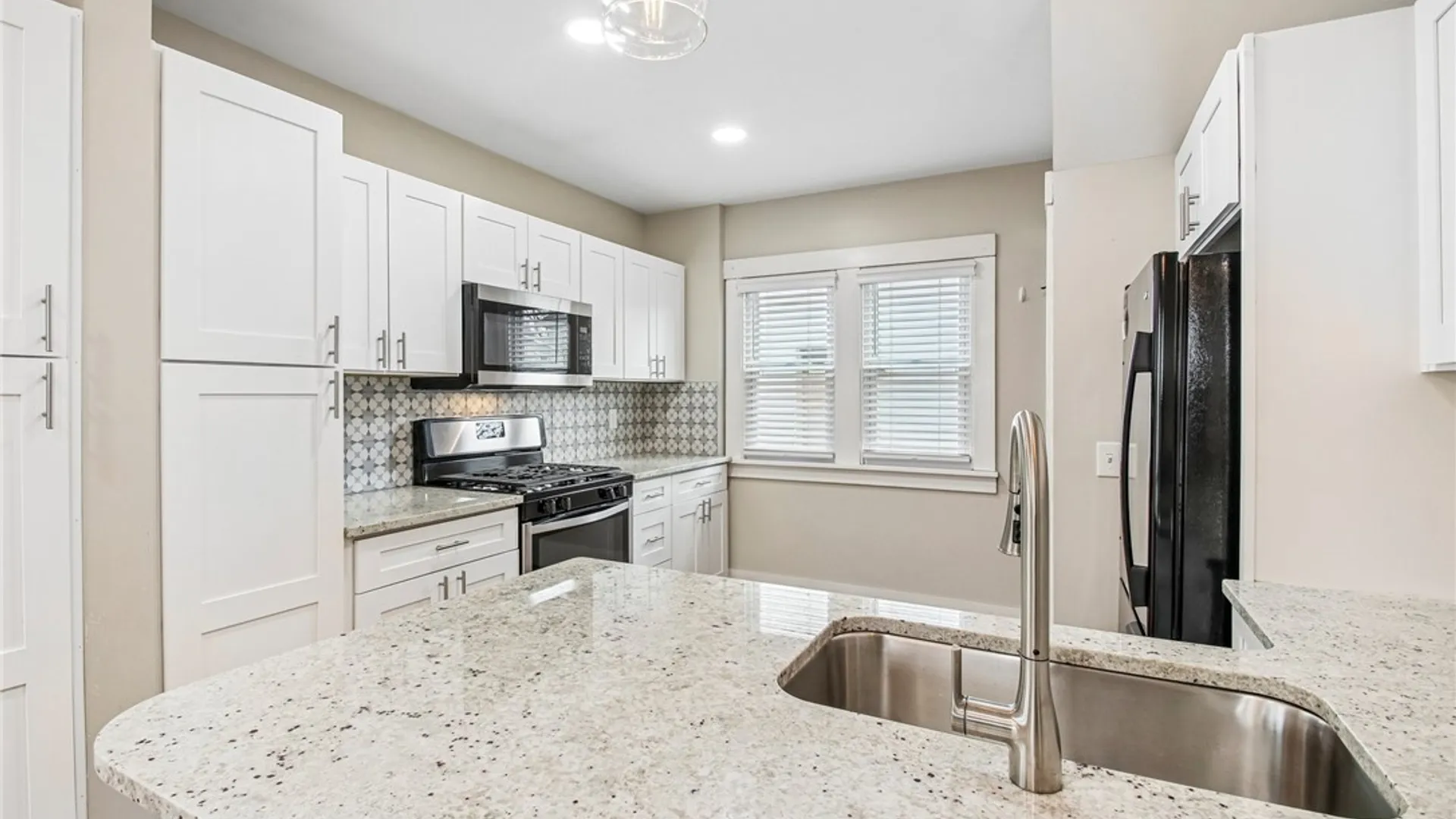 Property at 48 Chelsea Road, Irondequoit, NY 14617 13