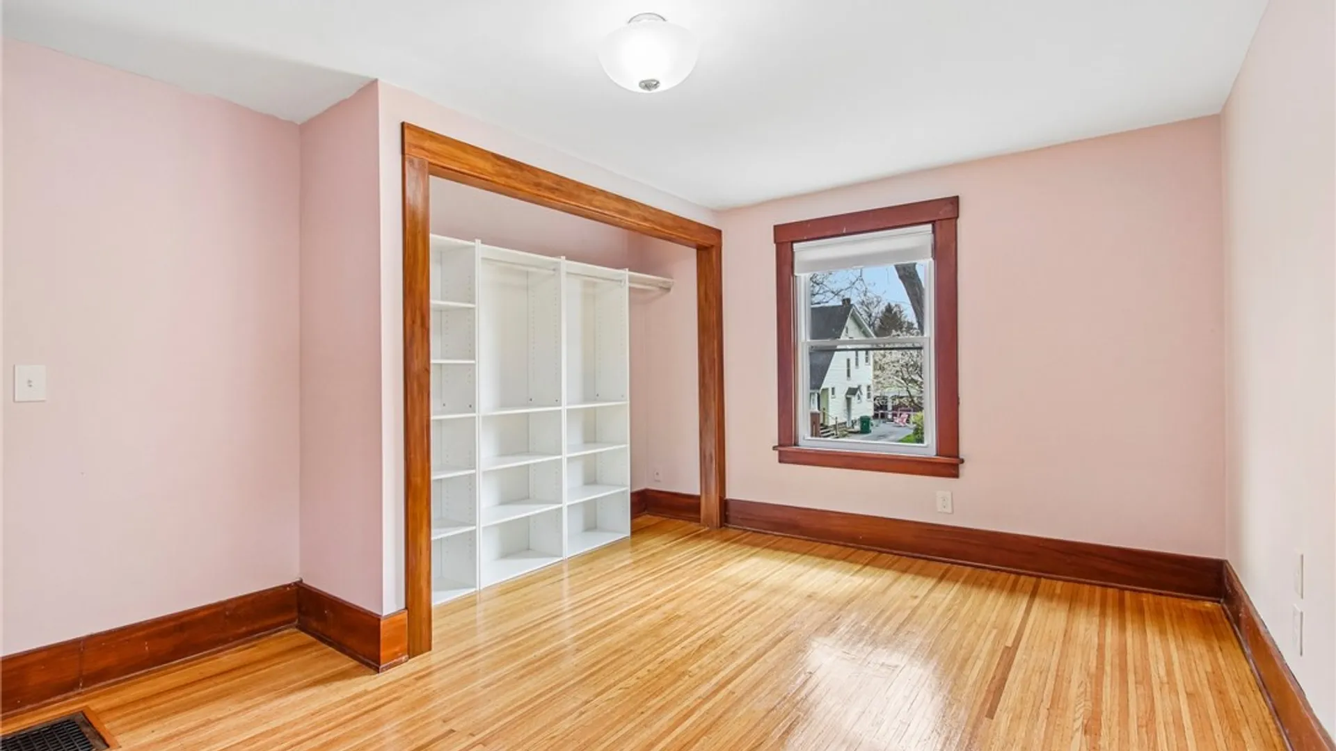 Property at 48 Chelsea Road, Irondequoit, NY 14617 19