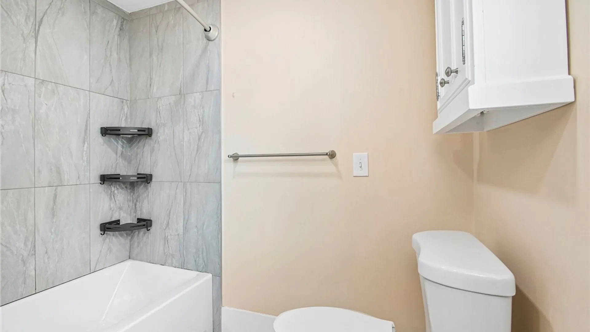 Property at 48 Chelsea Road, Irondequoit, NY 14617 23