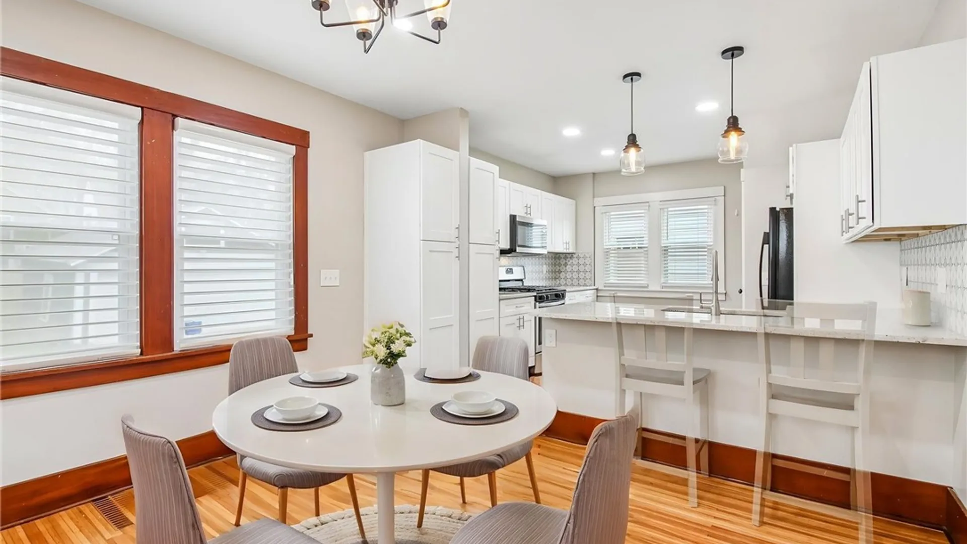 Property at 48 Chelsea Road, Irondequoit, NY 14617 9