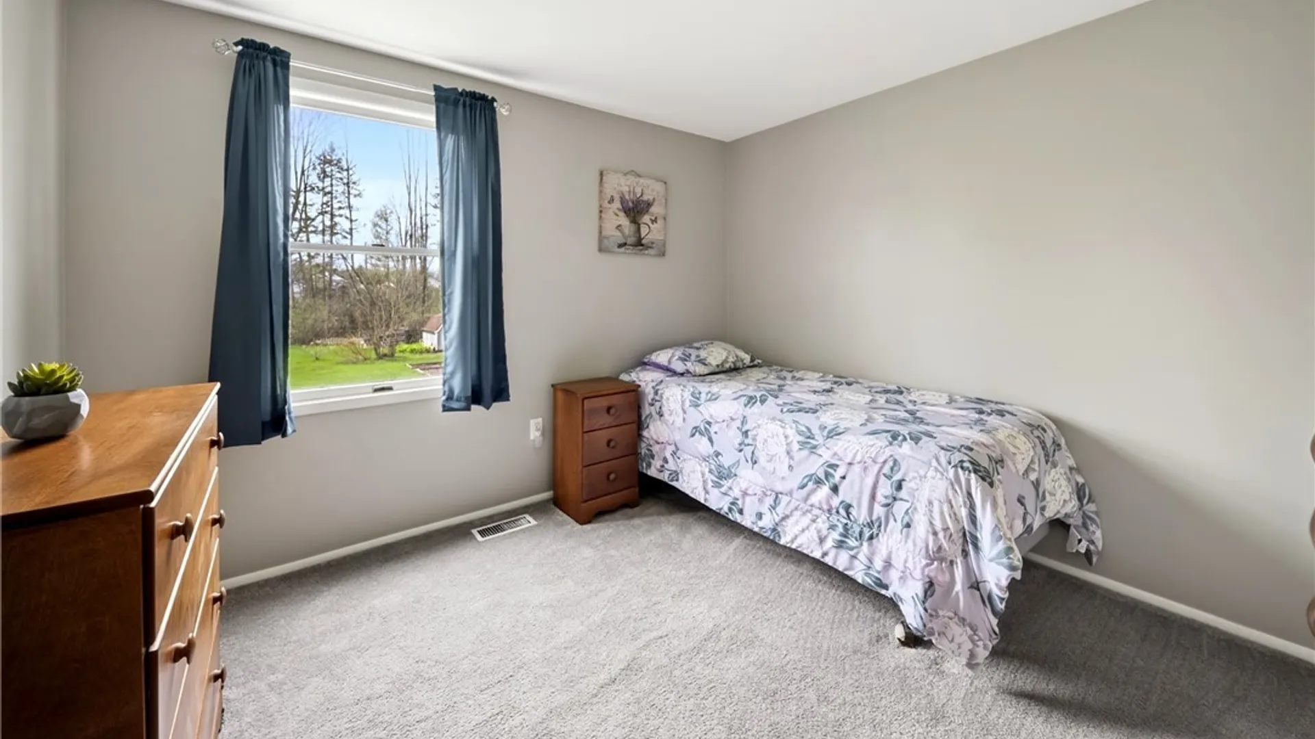 Property at 8491 Torchwood Lane, Cicero, NY 13039 17