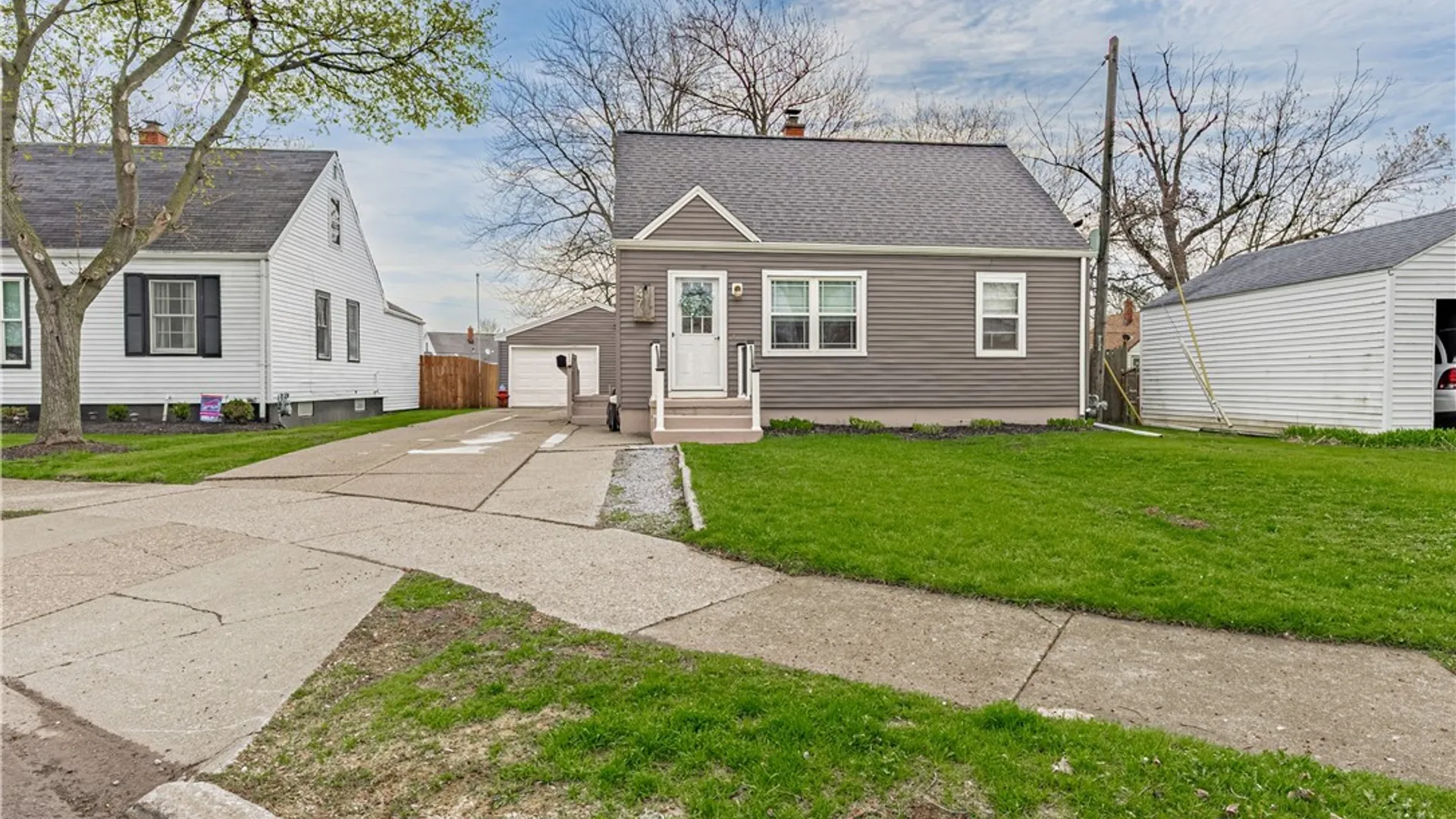 Property at 47 Sutley Court, Tonawanda, NY 14150 8