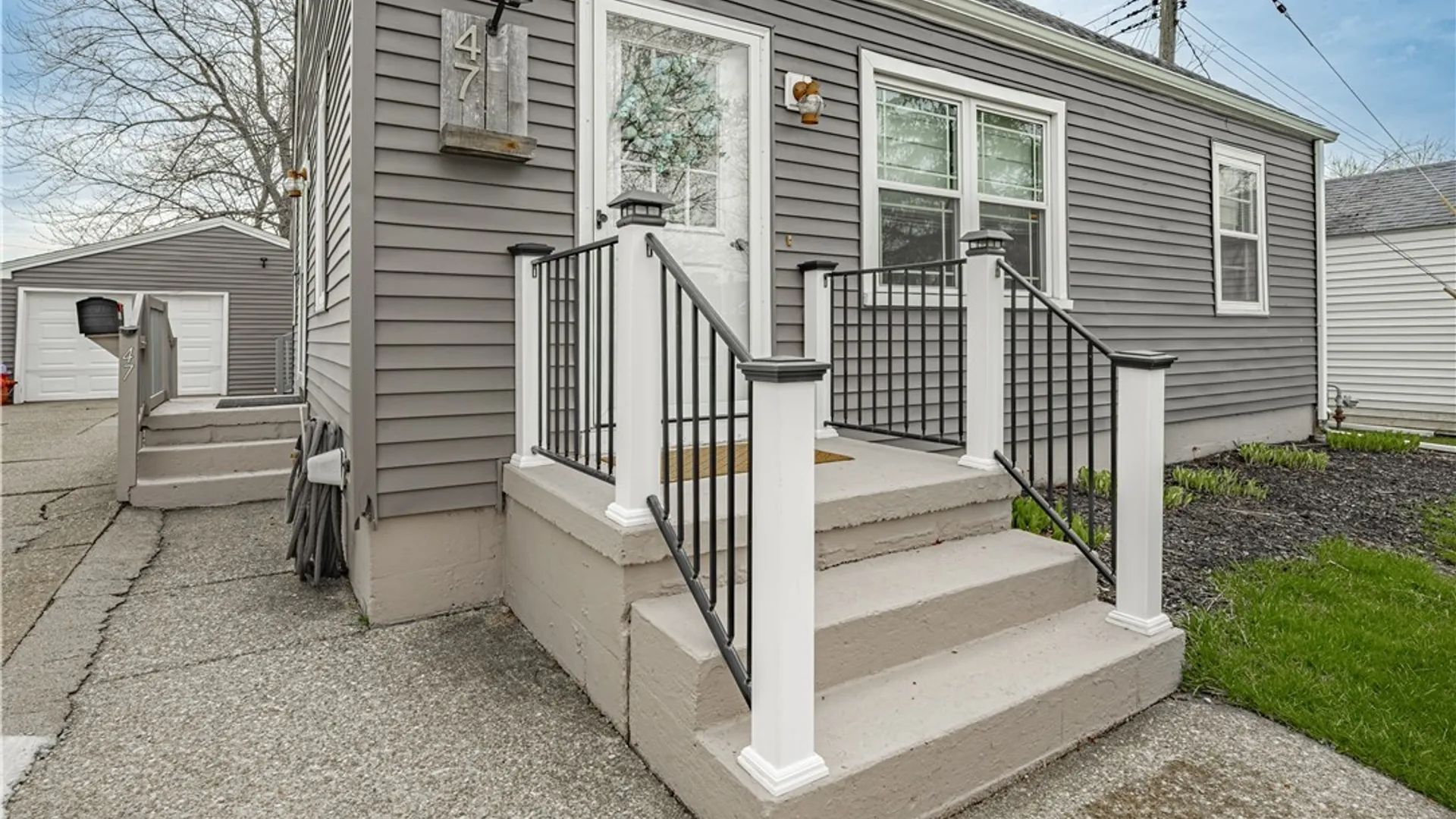 Property at 47 Sutley Court, Tonawanda, NY 14150 9