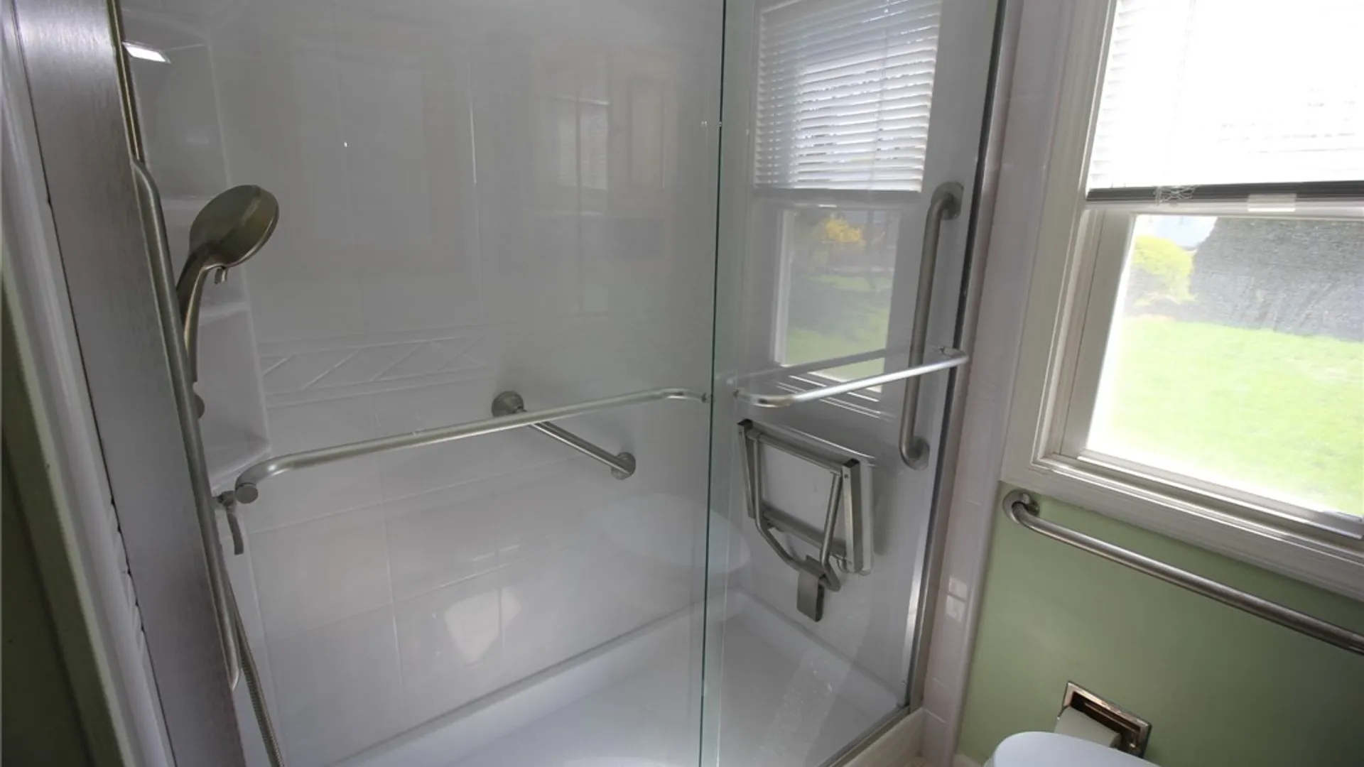 Property at 258 Pepperidge Drive, Greece, NY 14626 19