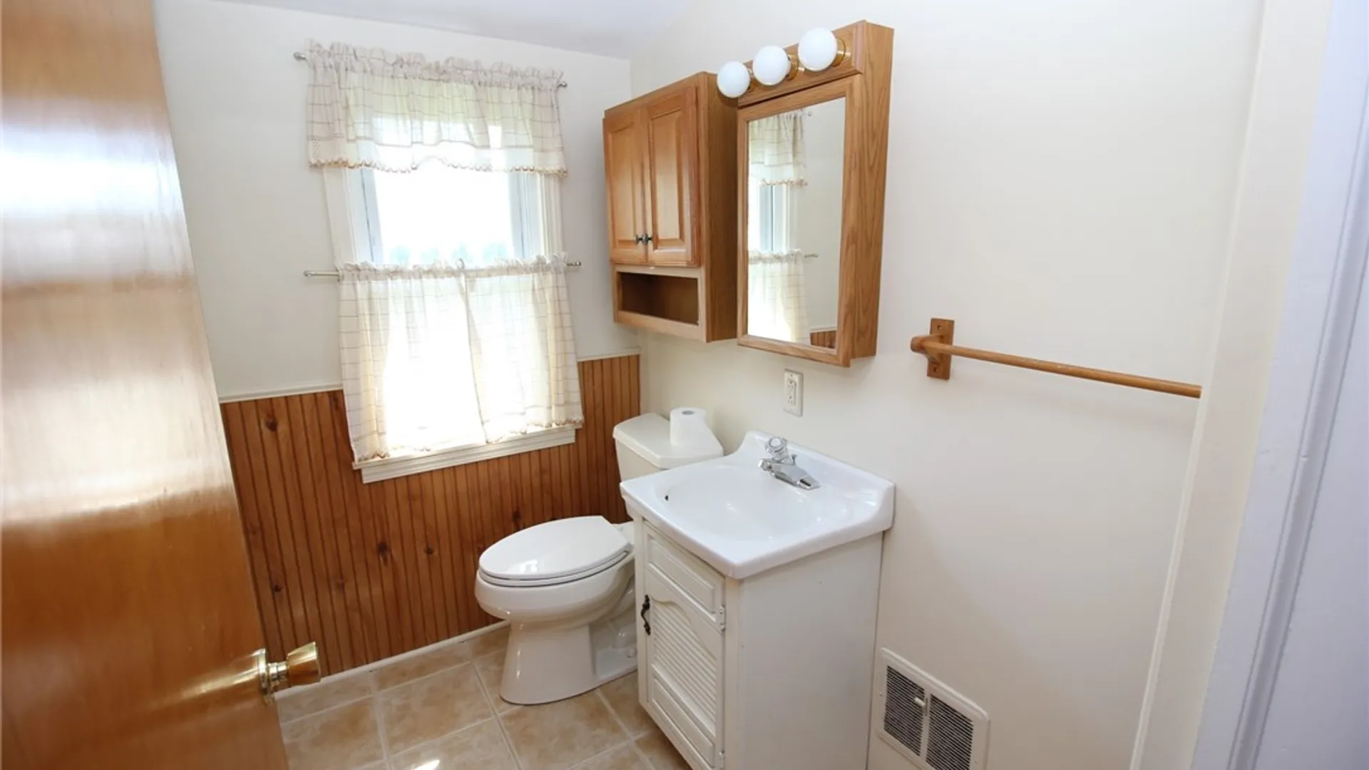 Property at 258 Pepperidge Drive, Greece, NY 14626 24