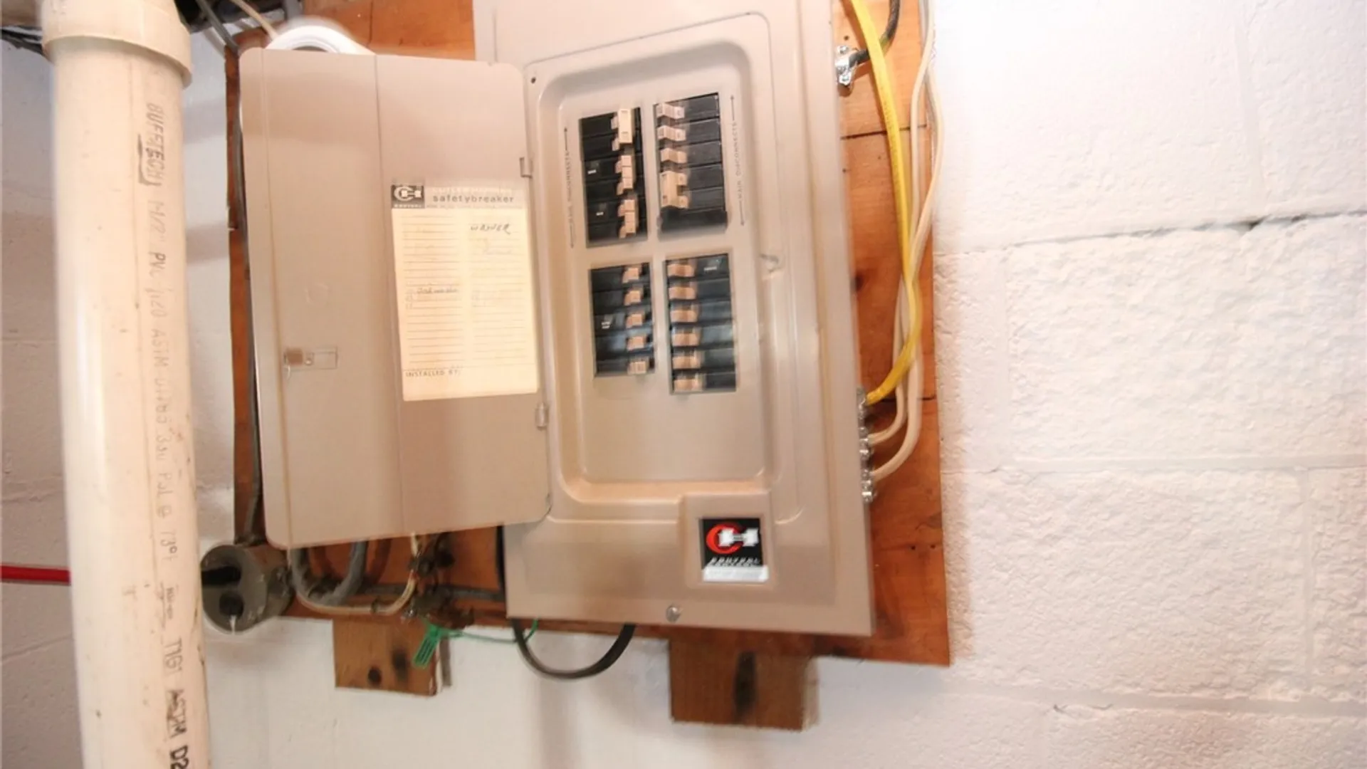 Property at 258 Pepperidge Drive, Greece, NY 14626 32