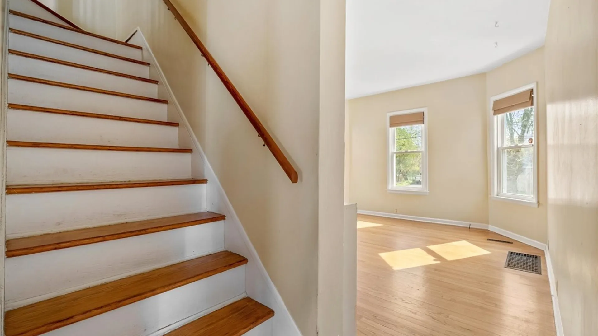 Property at 409 Dewitt Street, Syracuse, NY 13203 18