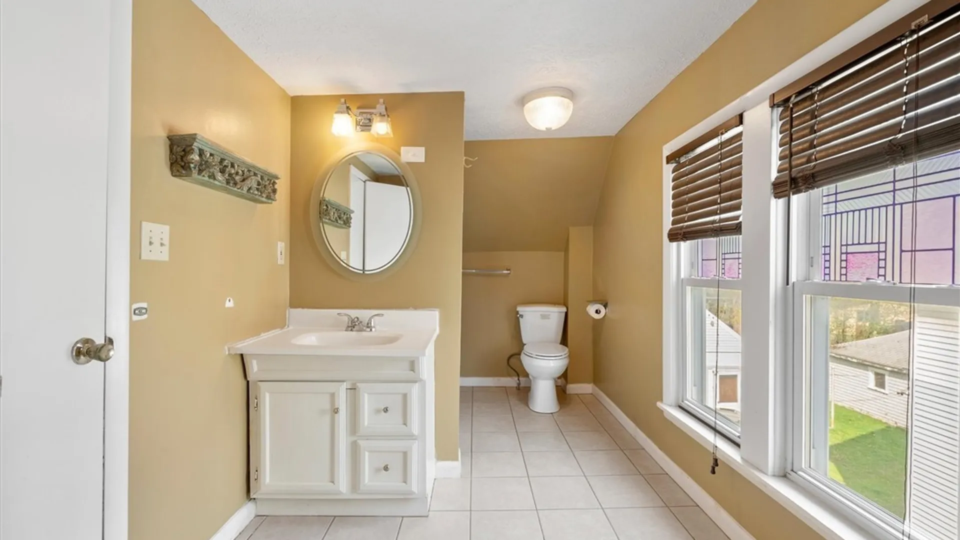 Property at 409 Dewitt Street, Syracuse, NY 13203 23