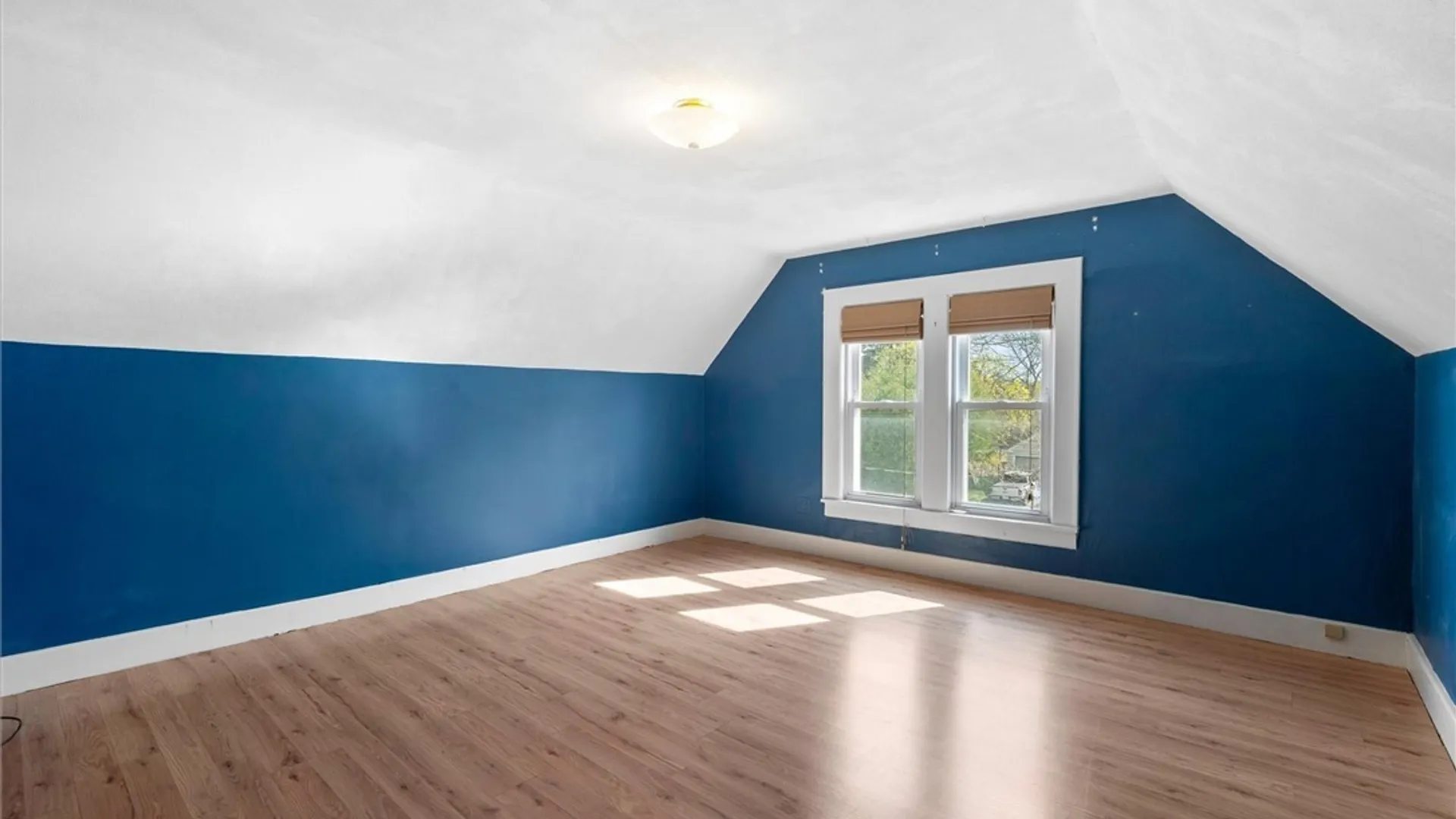 Property at 409 Dewitt Street, Syracuse, NY 13203 29