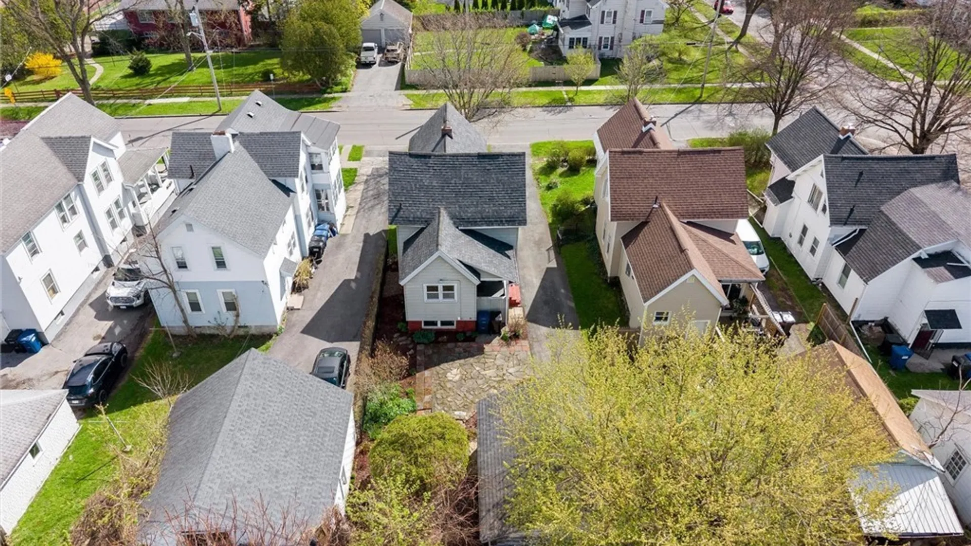 Property at 409 Dewitt Street, Syracuse, NY 13203 46