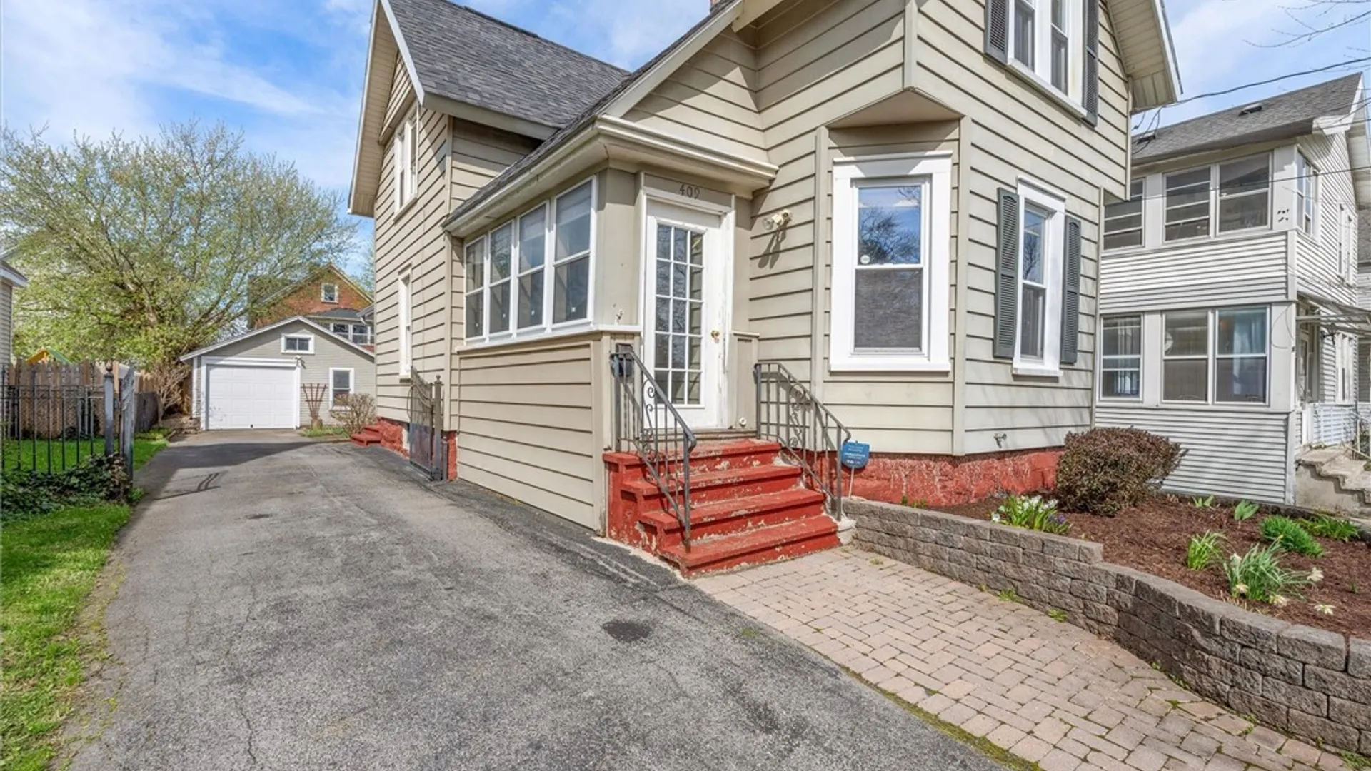 Property at 409 Dewitt Street, Syracuse, NY 13203 5