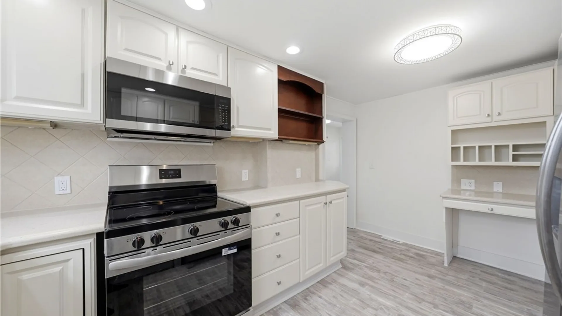 Property at 23 Lombardy Street, Lancaster, NY 14086 13