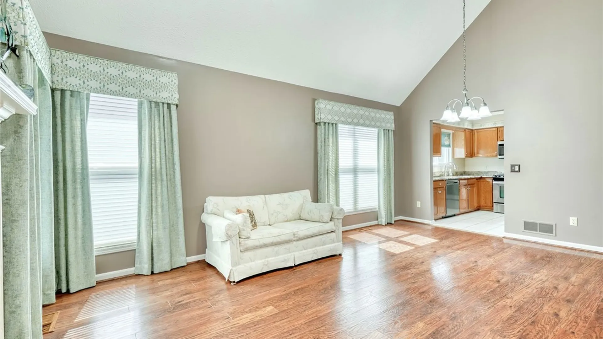 Property at 132 Cranbrook, Webster, NY 14580 12