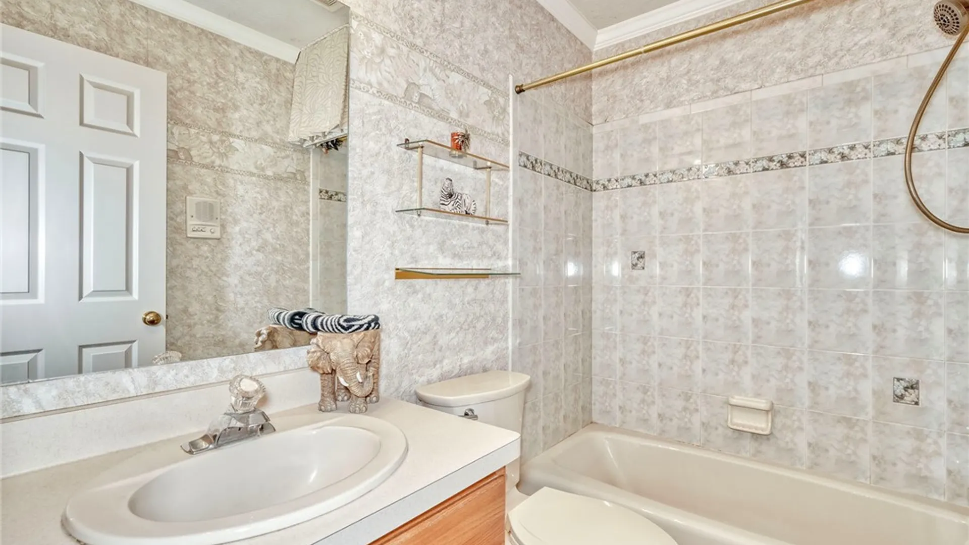 Property at 132 Cranbrook, Webster, NY 14580 27