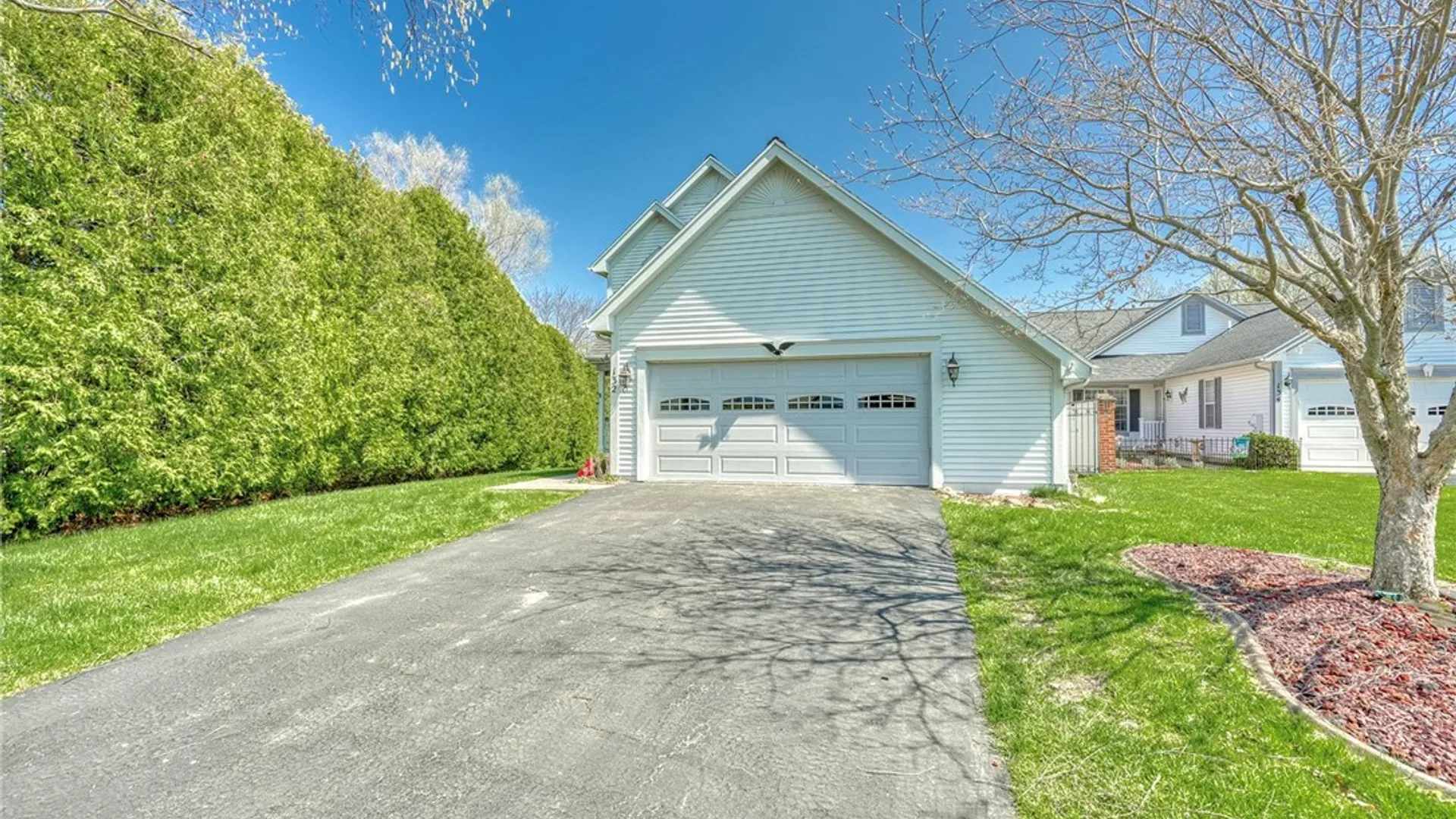 Property at 132 Cranbrook, Webster, NY 14580 3