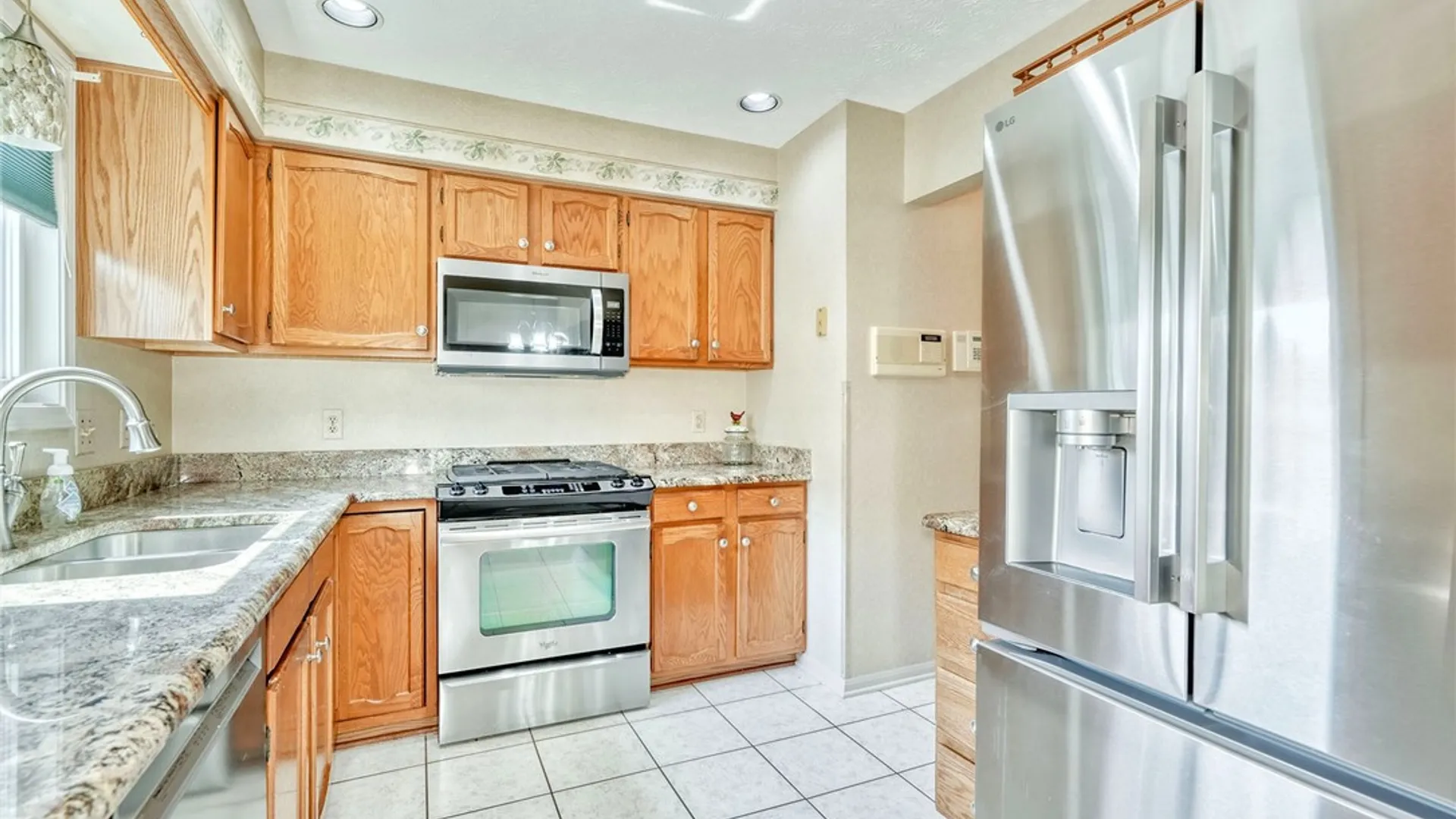 Property at 132 Cranbrook, Webster, NY 14580 6