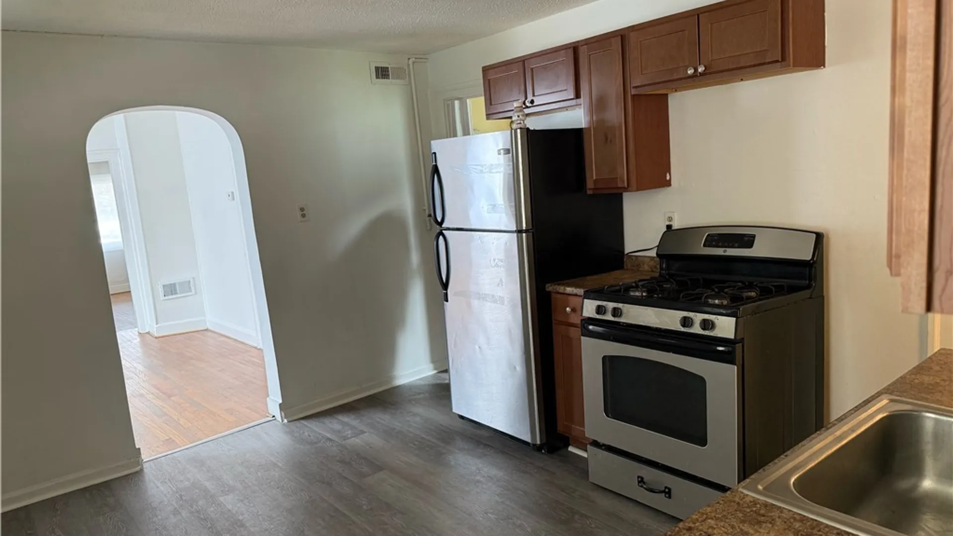 Property at 117 Farmer Street, Buffalo, NY 14207 2
