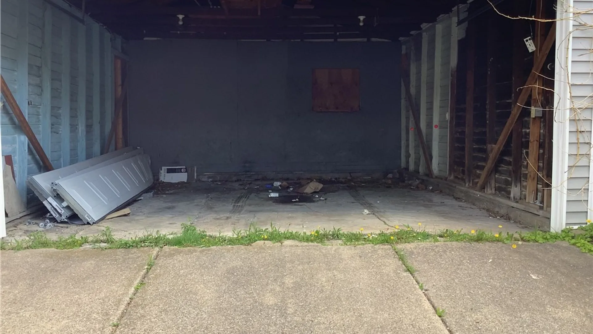 Property at 117 Farmer Street, Buffalo, NY 14207 23