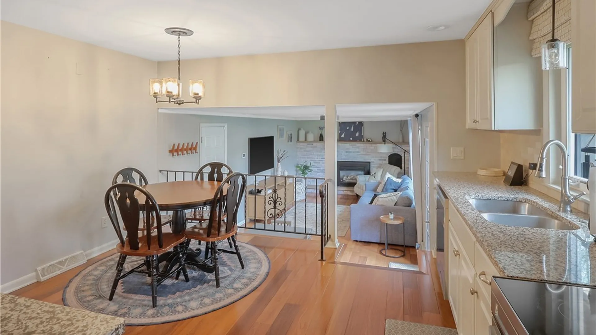 Property at 4299 Luna Course, Clay, NY 13090 10