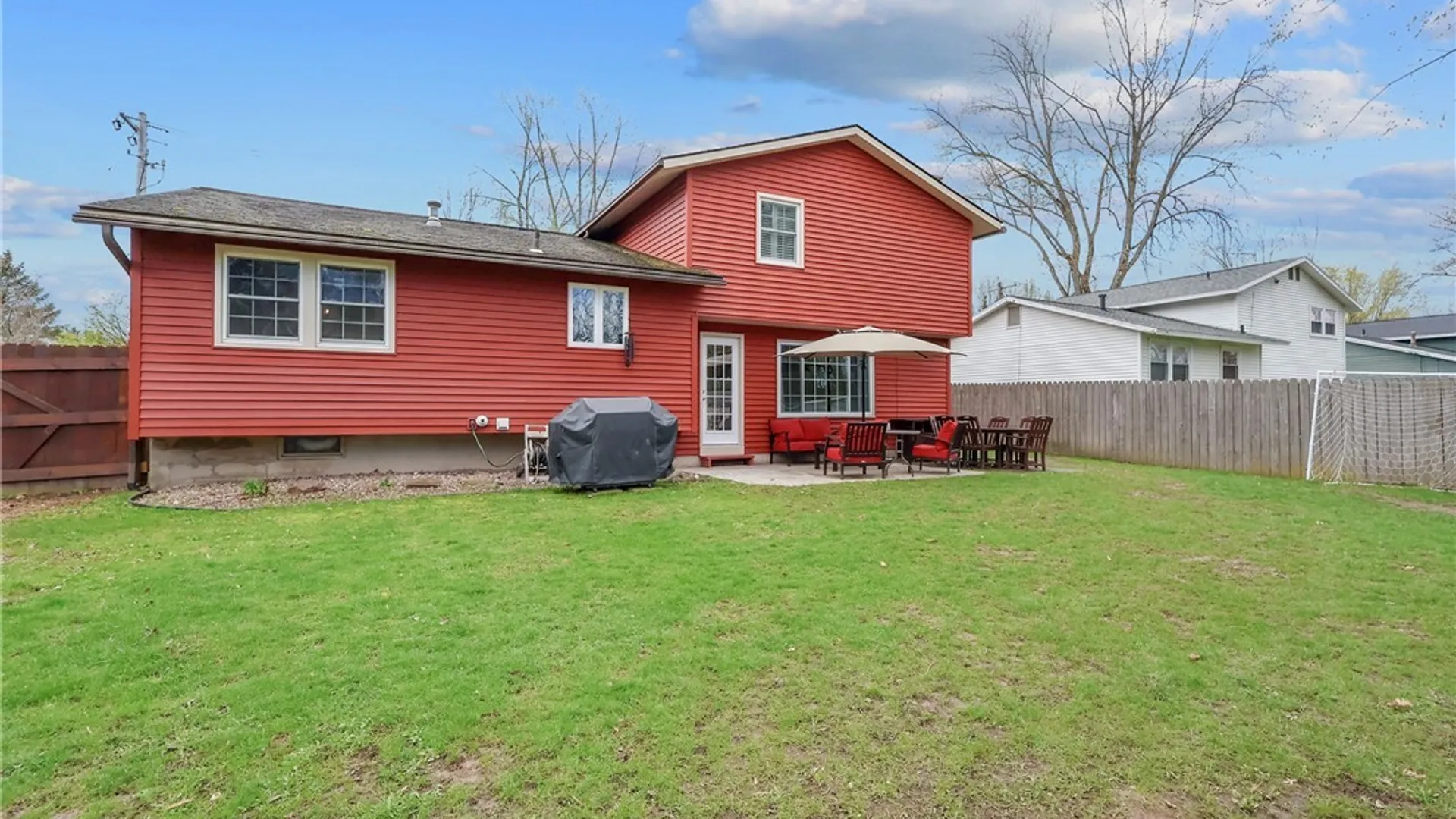 Property at 4299 Luna Course, Clay, NY 13090 27