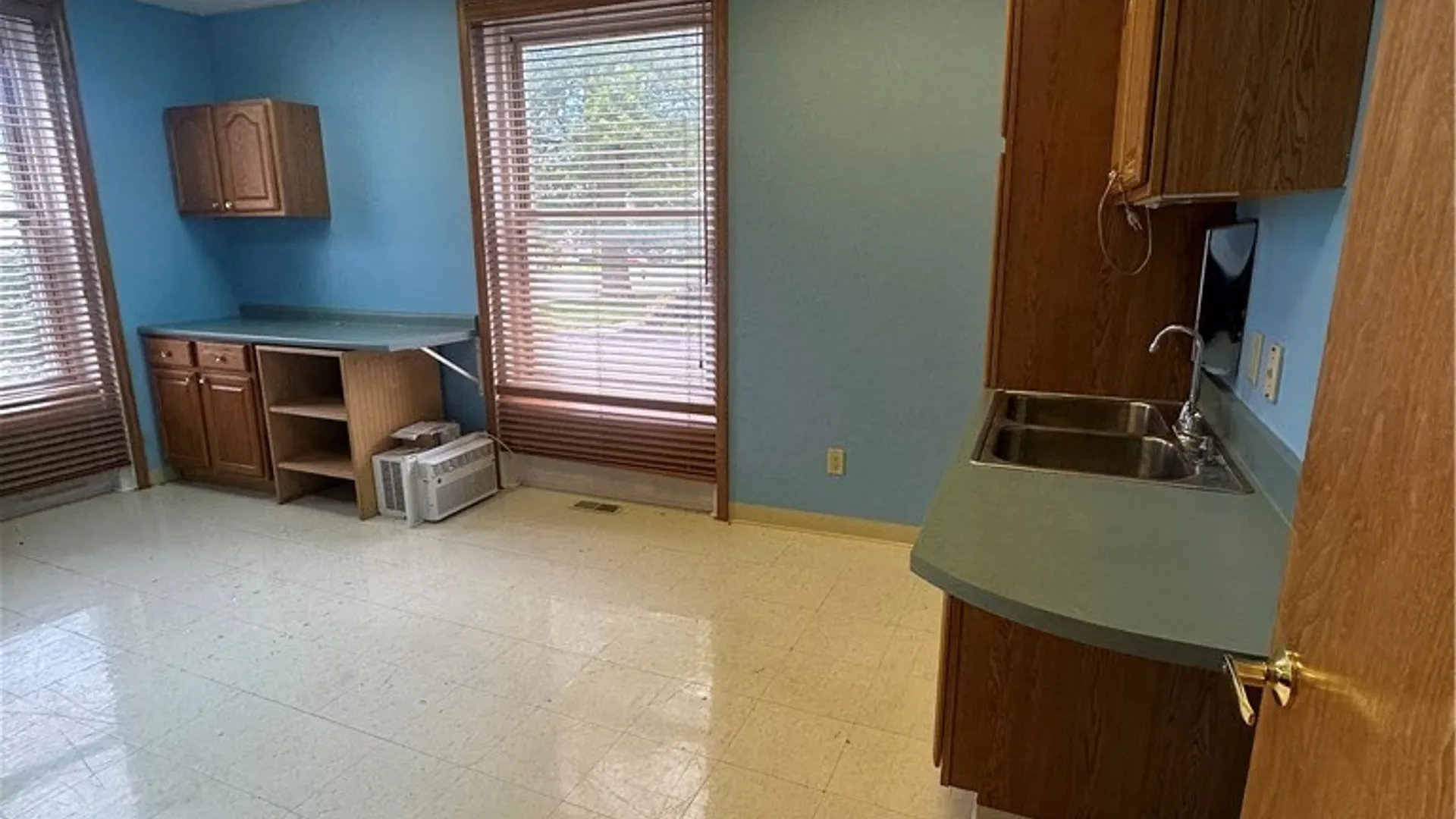 Property at 134 North Street, Auburn, NY 13021 28