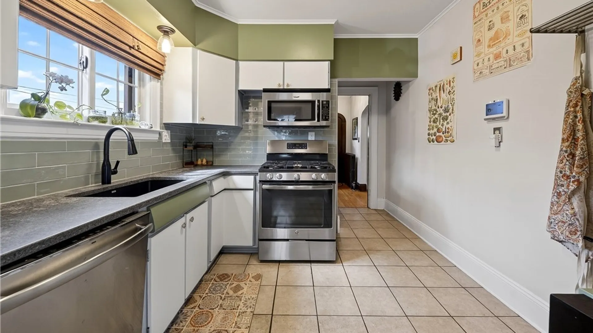 Property at 514 Fayette Boulevard, Syracuse, NY 13224 14