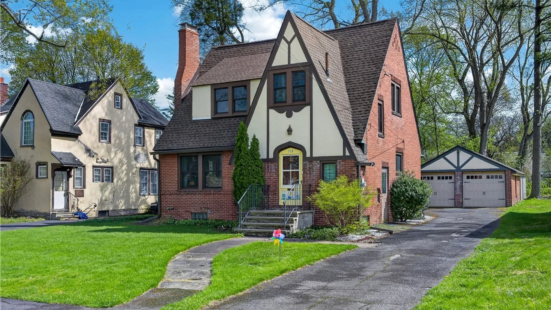 Property at 514 Fayette Boulevard, Syracuse, NY 13224 2