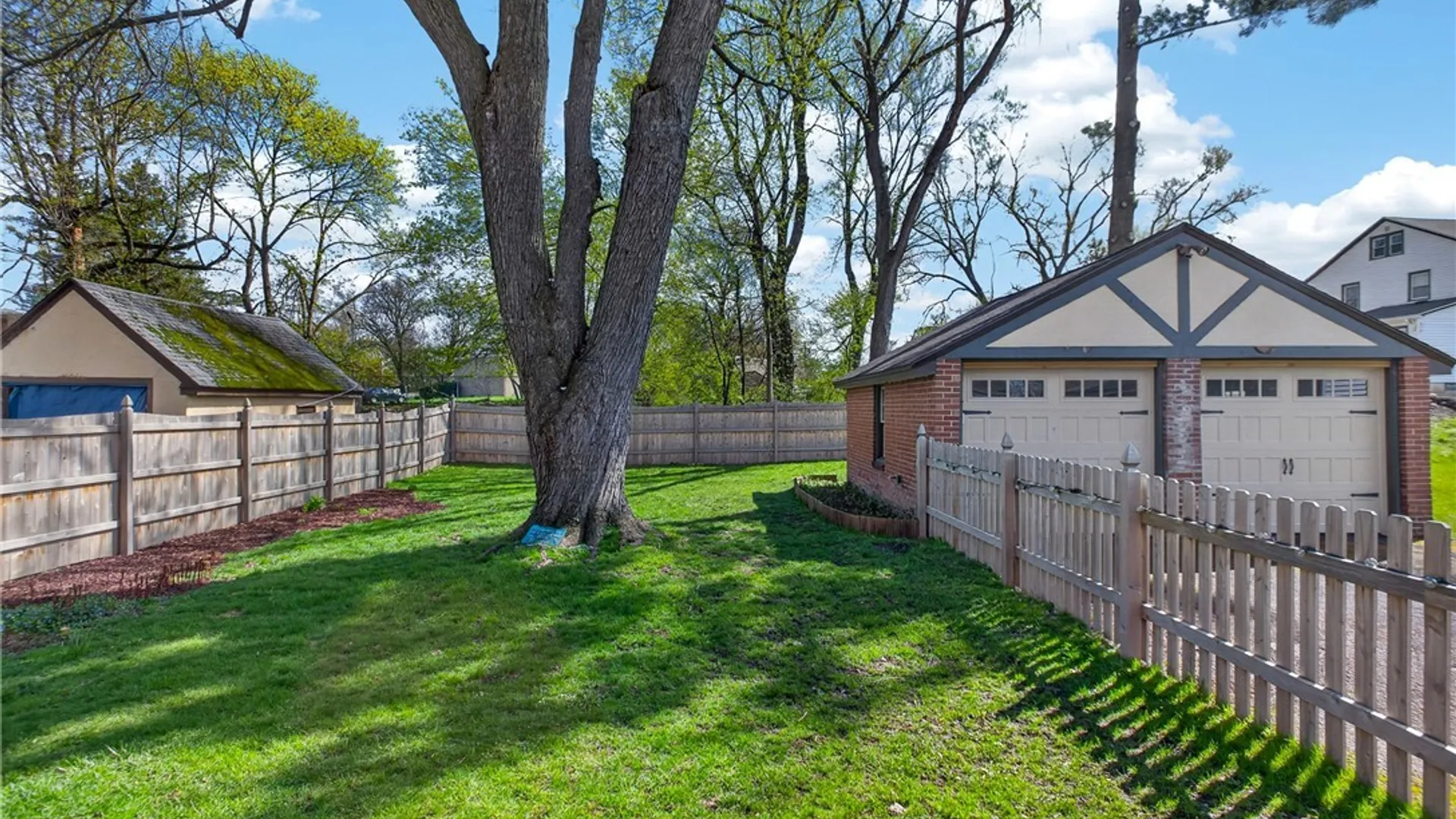 Property at 514 Fayette Boulevard, Syracuse, NY 13224 3