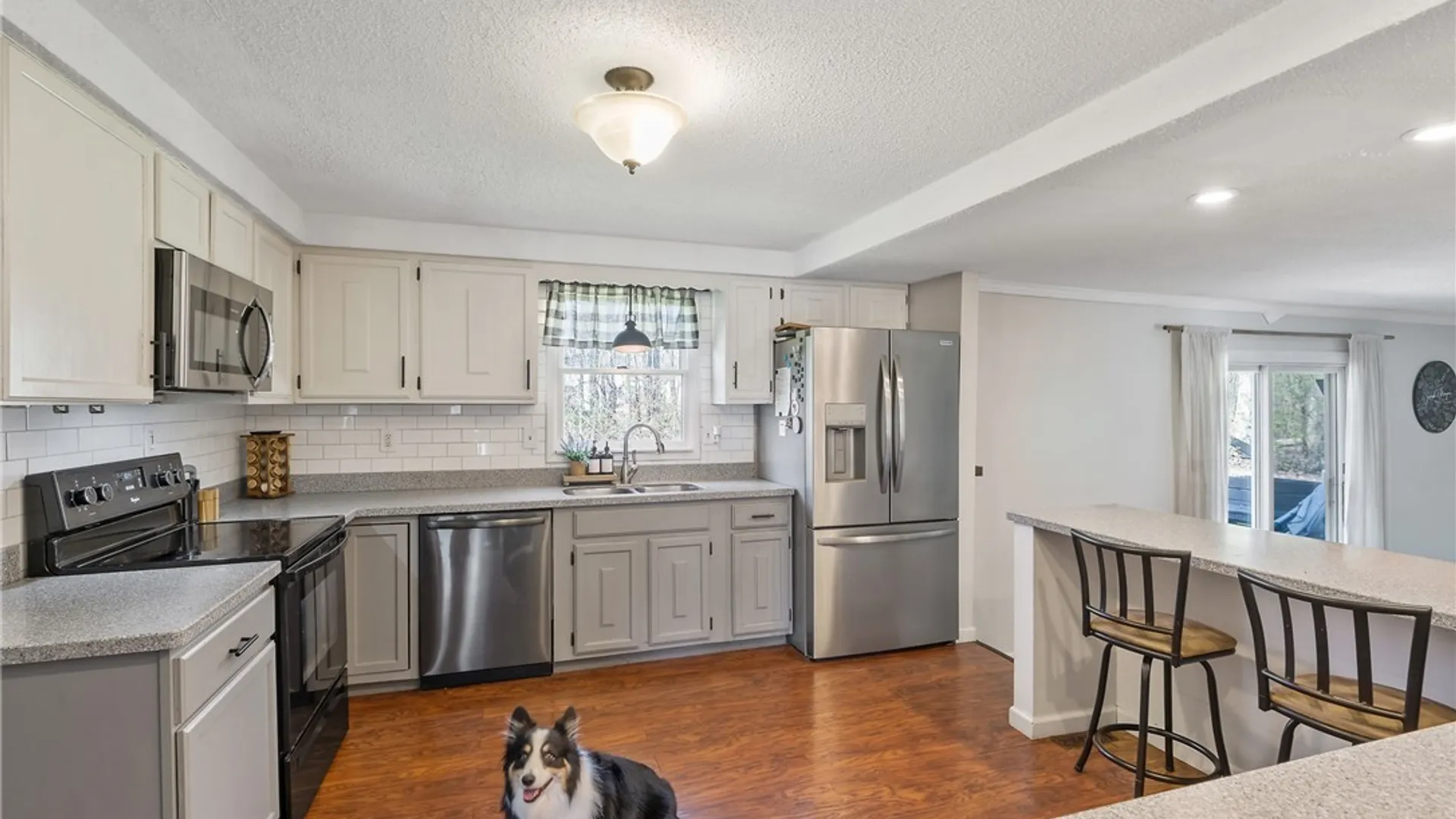 Property at 5550 Taormina Drive, Clay, NY 13041 11