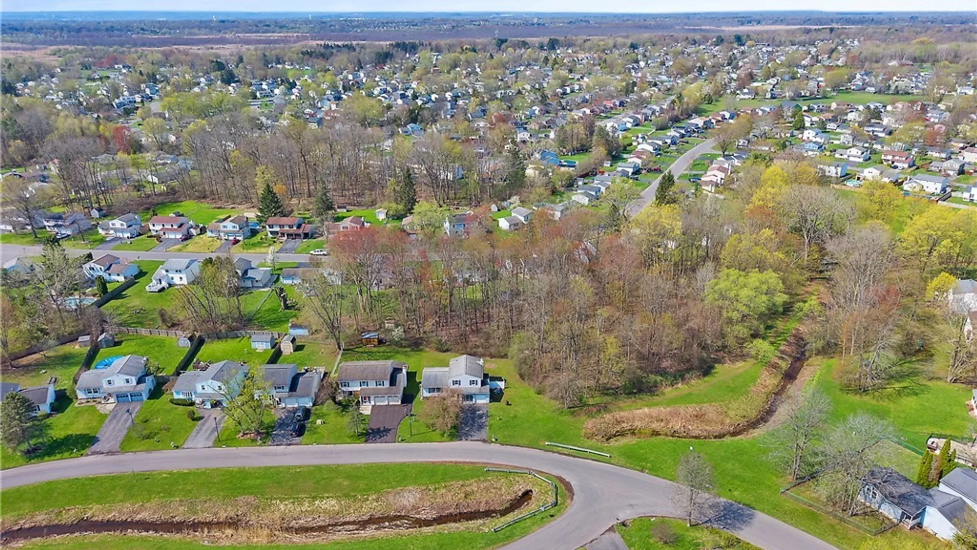 Property at 5550 Taormina Drive, Clay, NY 13041 38