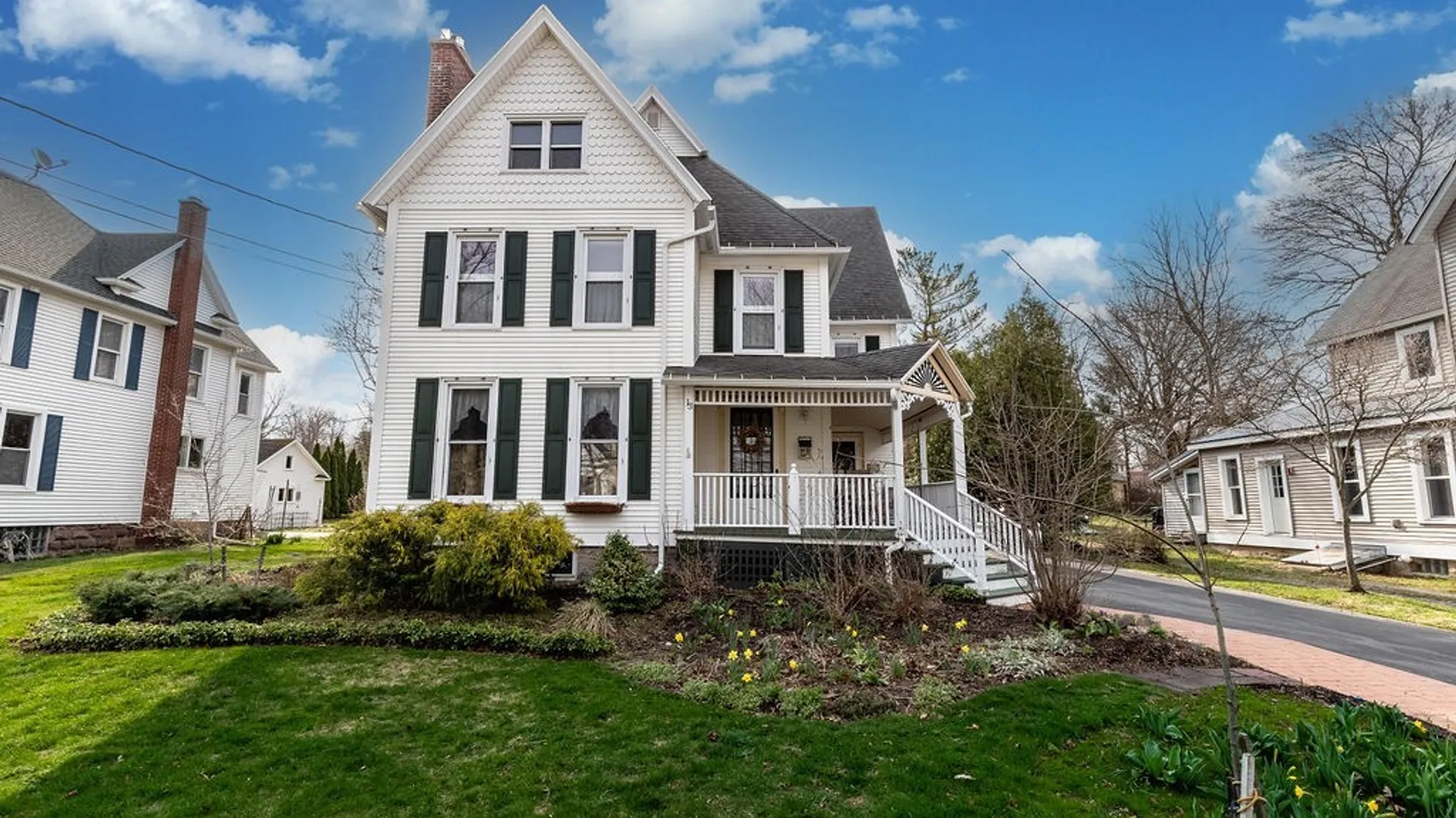 Property at 13 Bloomingdale Avenue, Newstead, NY 14001 39