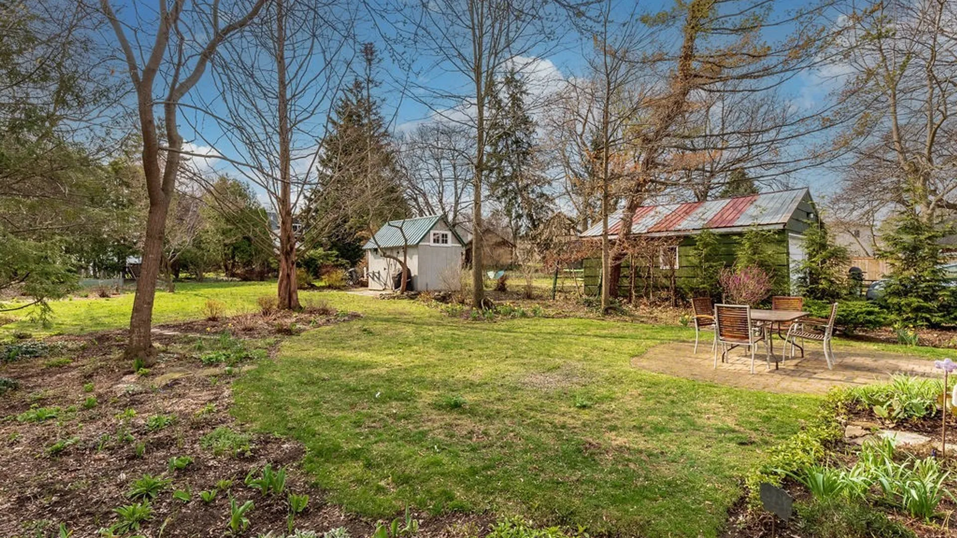 Property at 13 Bloomingdale Avenue, Newstead, NY 14001 44