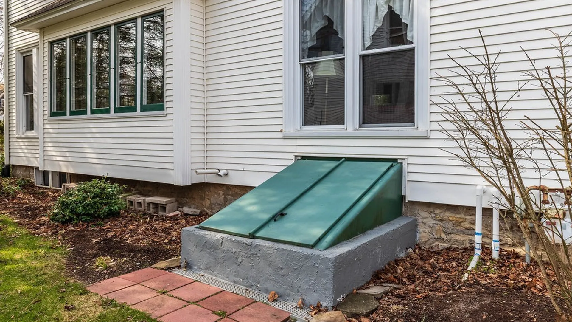 Property at 13 Bloomingdale Avenue, Newstead, NY 14001 49