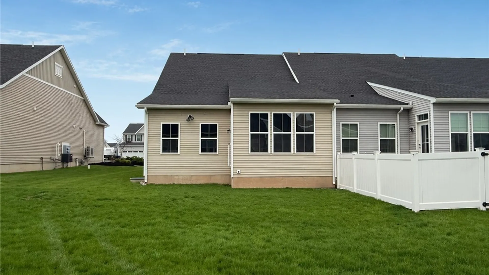 Property at 191 Stonebridge Road, Grand Island, NY 14072 2