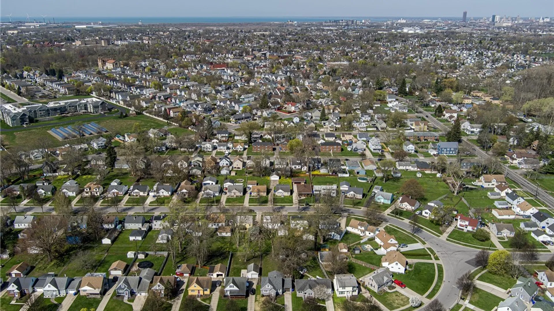 Property at 292 Kirkwood Drive, West Seneca, NY 14224 14