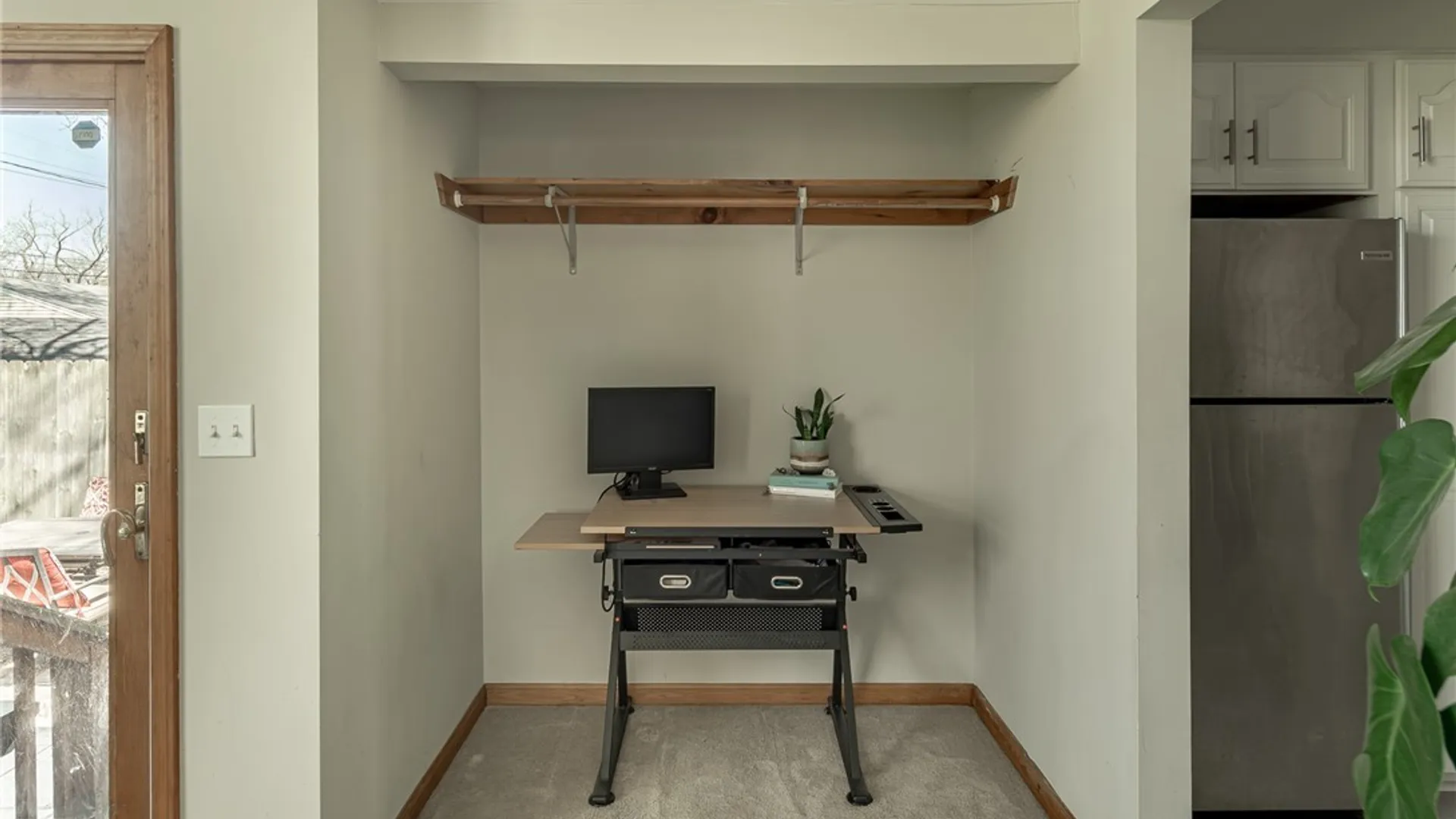 Property at 292 Kirkwood Drive, West Seneca, NY 14224 34